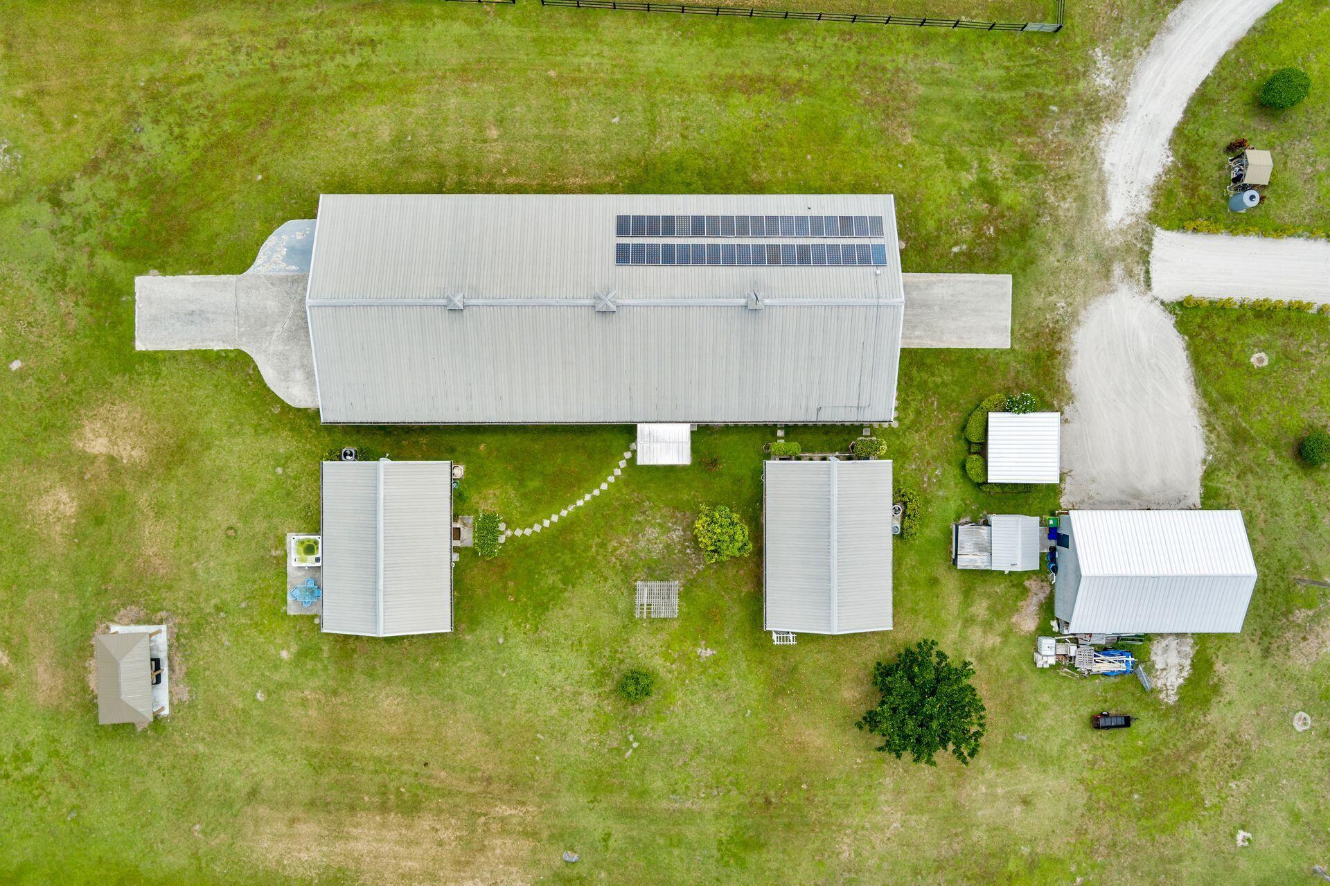 Homes for sale in Loxahatchee Groves, FL | 2770 E Road, Loxahatchee Groves, FL 33470 | MLS# R11121290