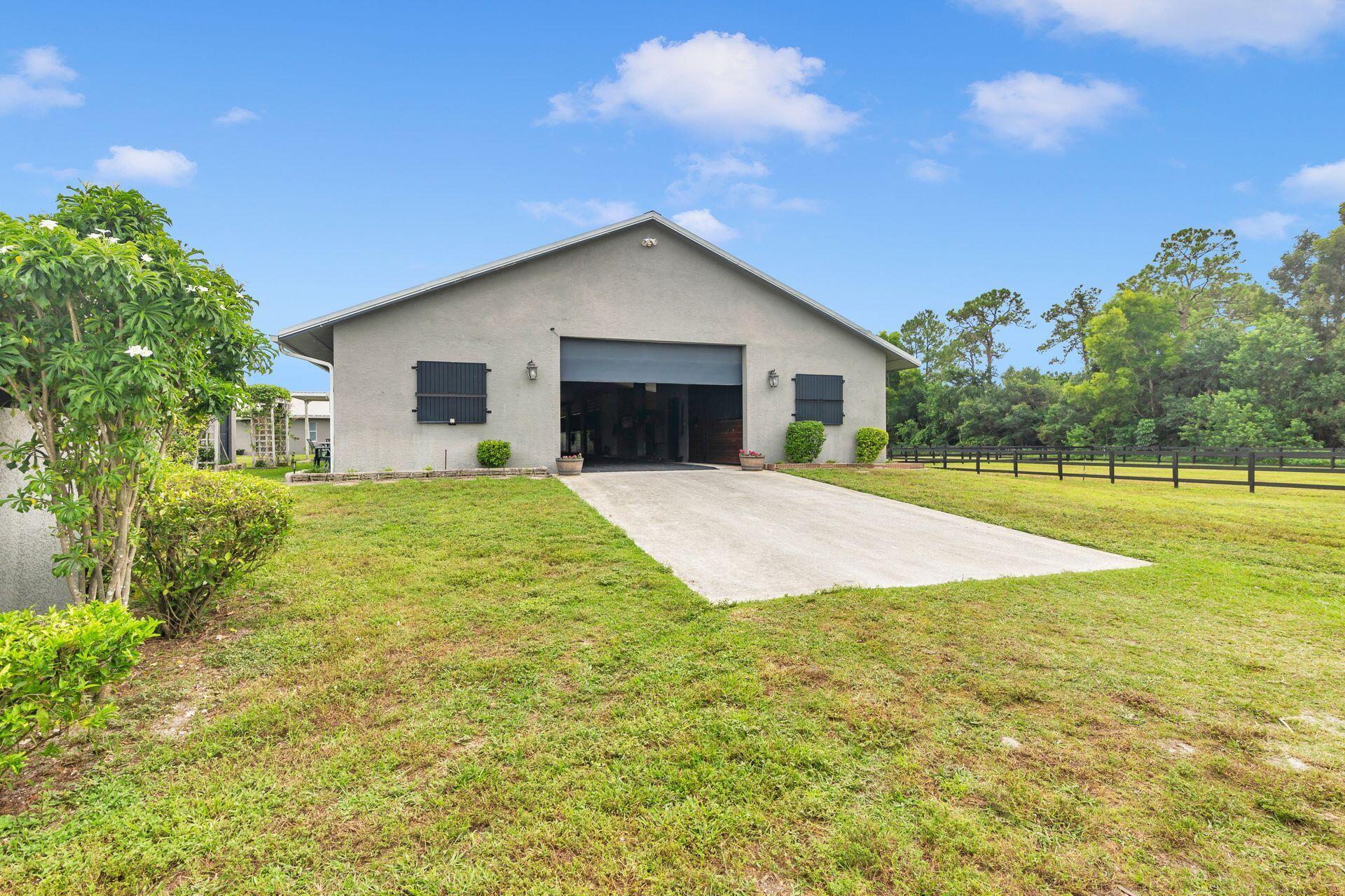 Homes for sale in Loxahatchee Groves, FL | 2770 E Road, Loxahatchee Groves, FL 33470 | MLS# R11121290