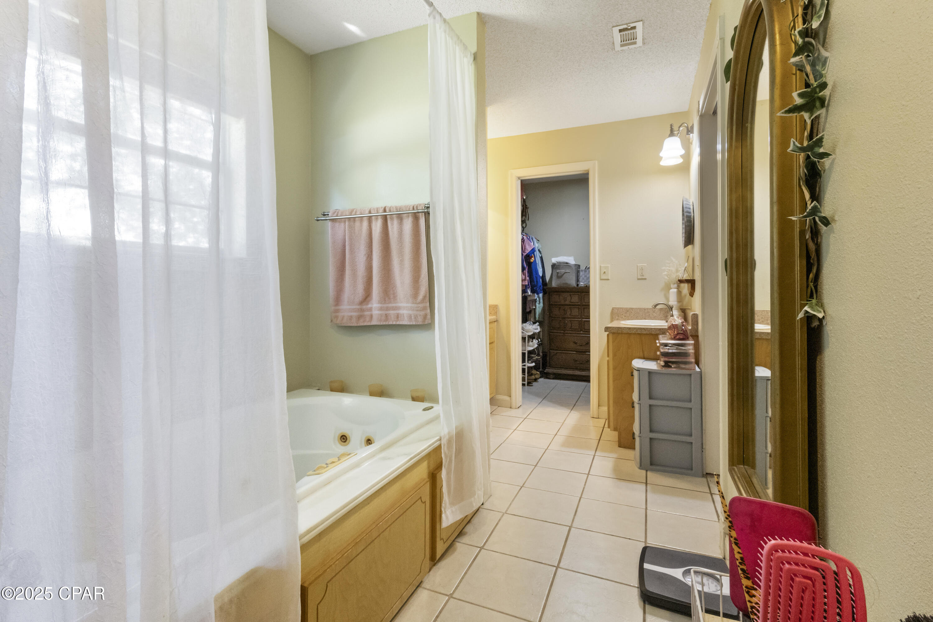 Image 12 For 5324 Forest Drive