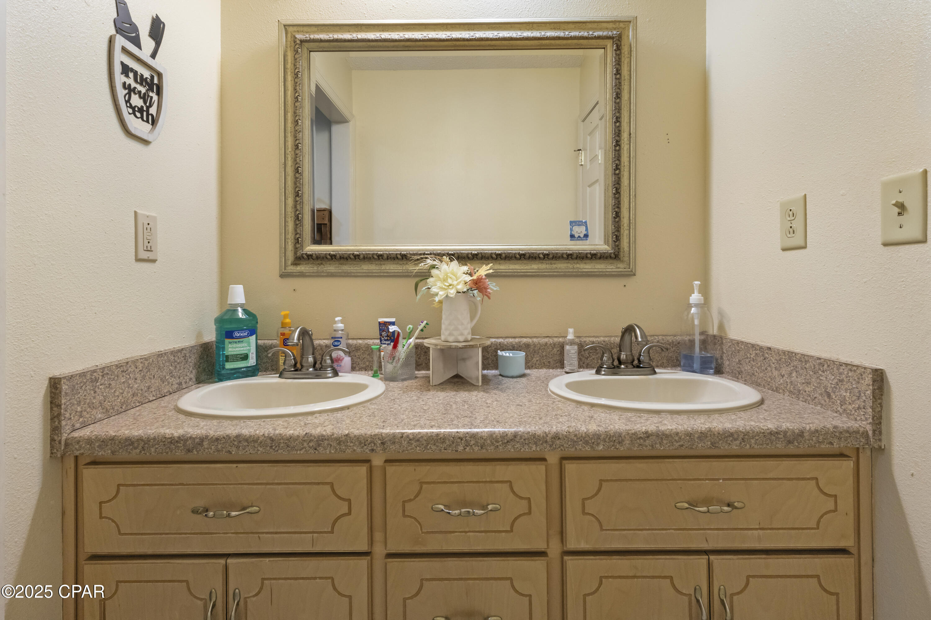 Image 22 For 5324 Forest Drive