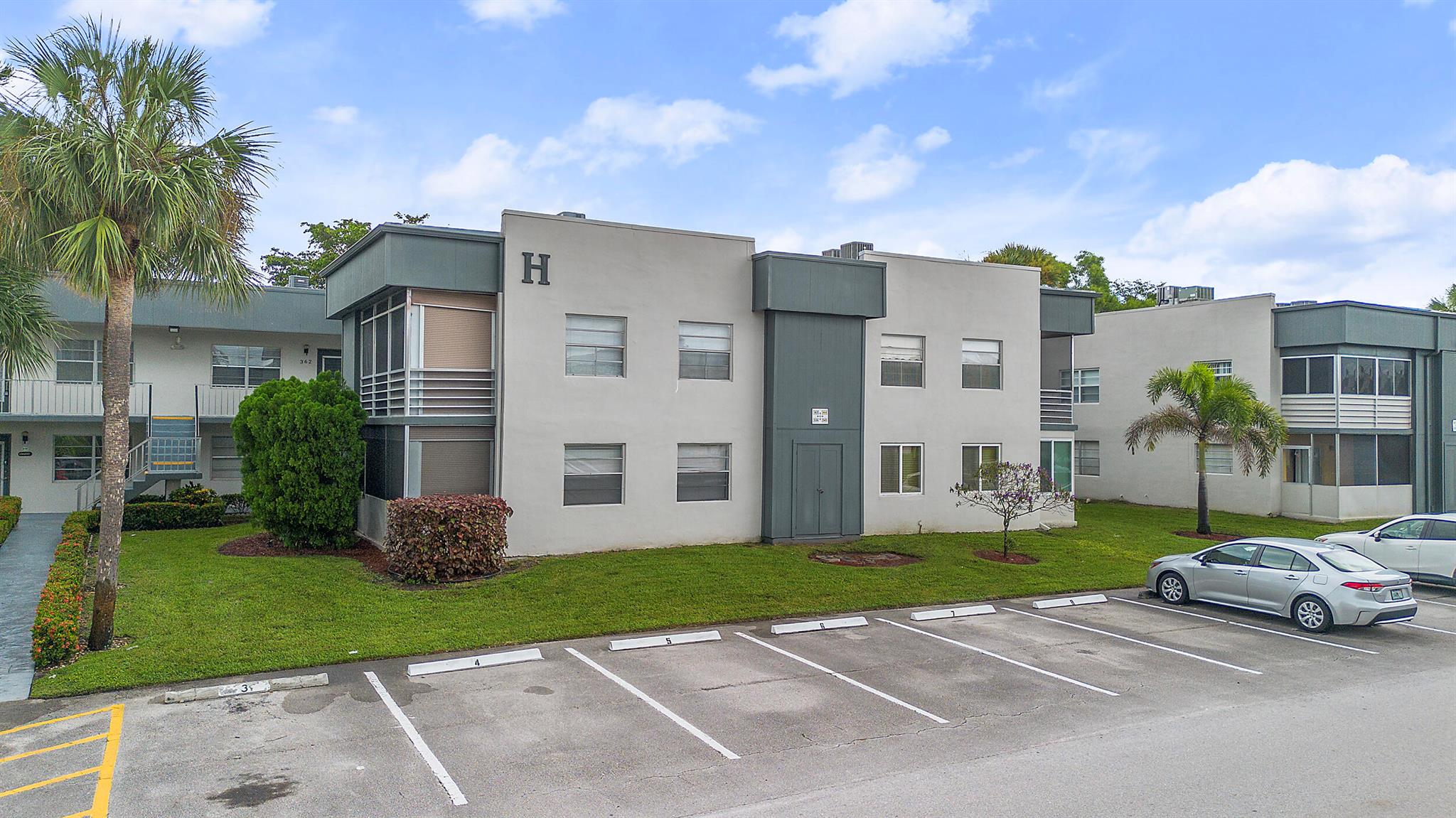 Kings Point Normandy Cond