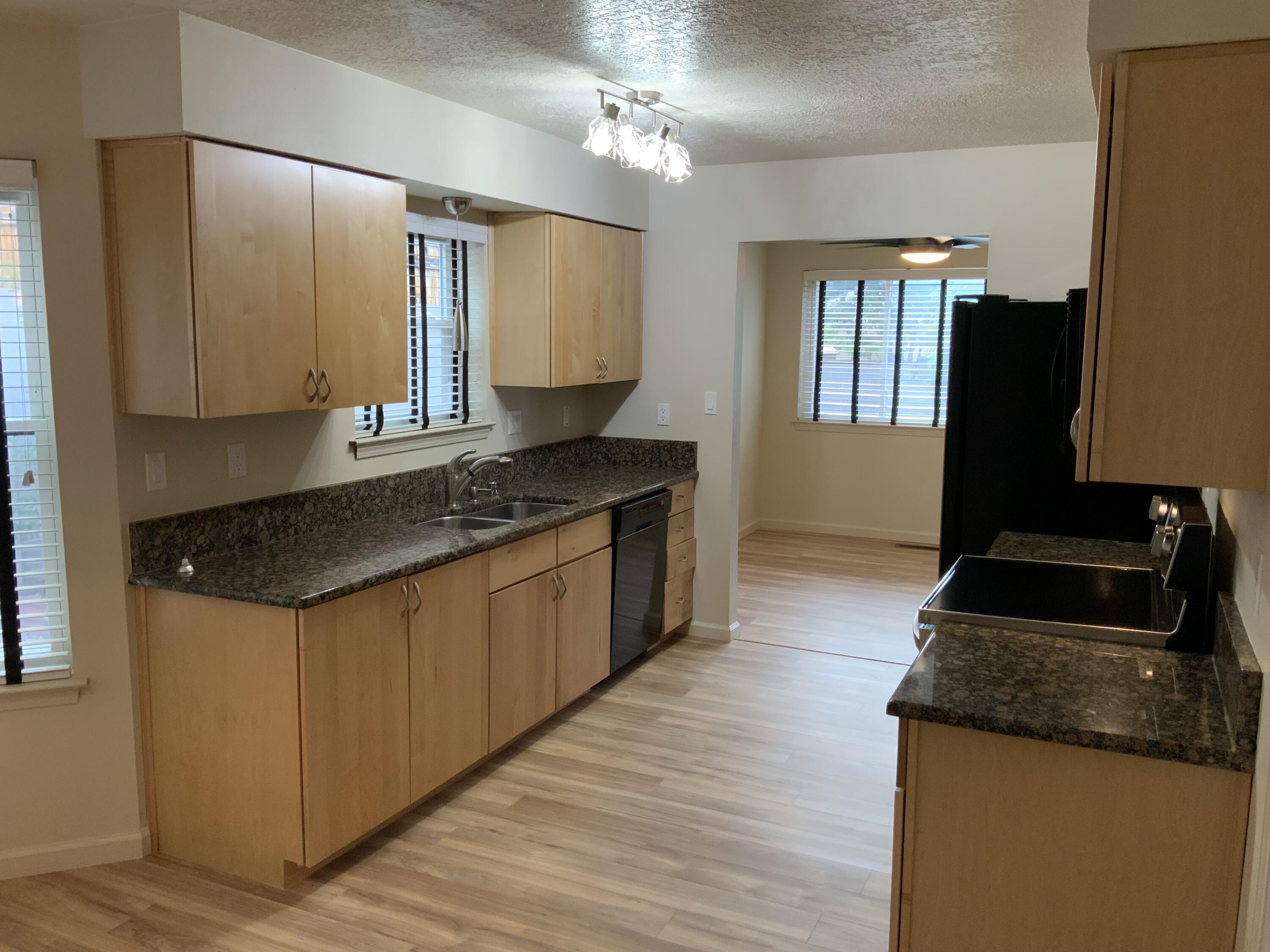 14300 SOULA Drive NE Kitchen