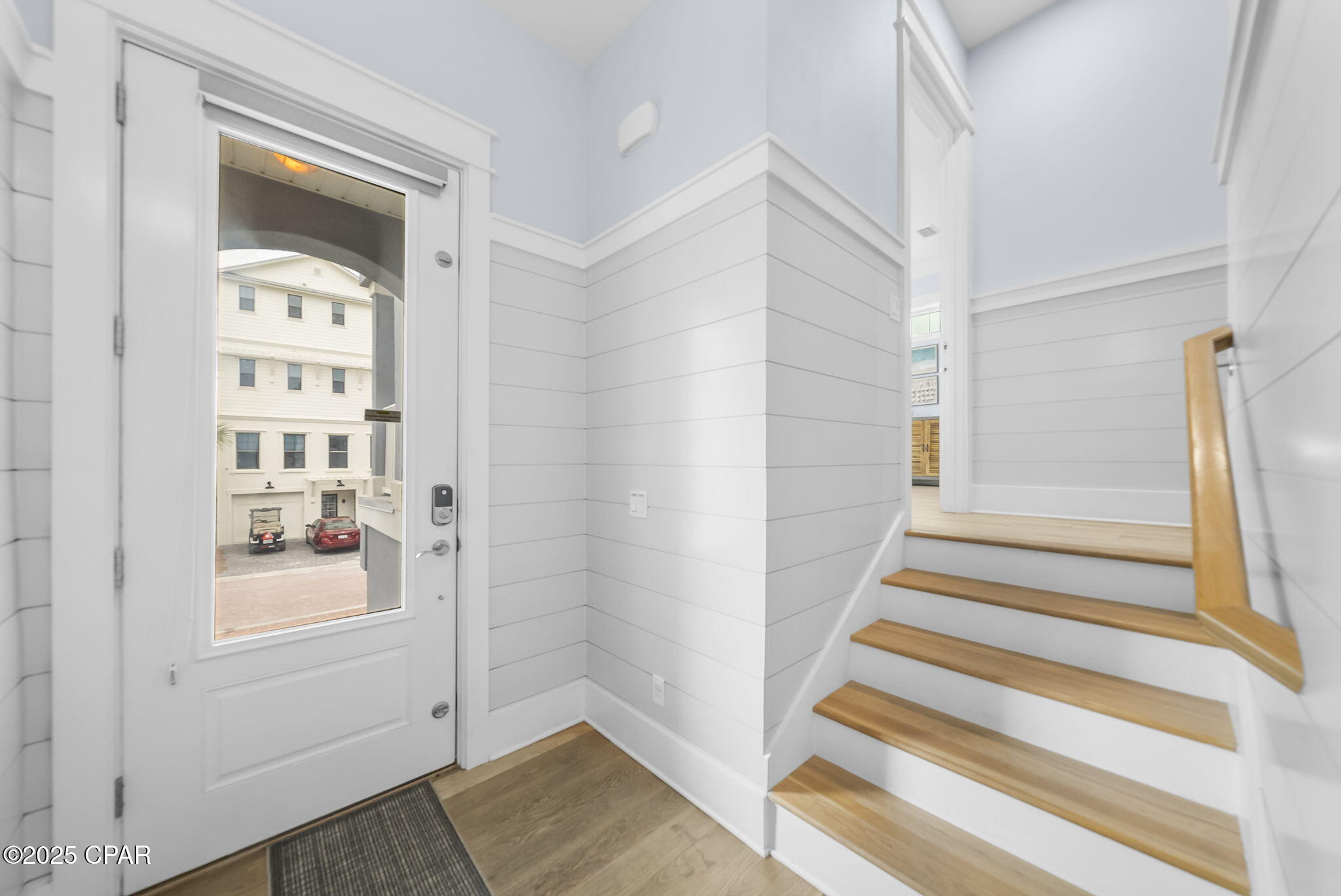 Listing photo id 20 for 93 Emerald Cove Lane