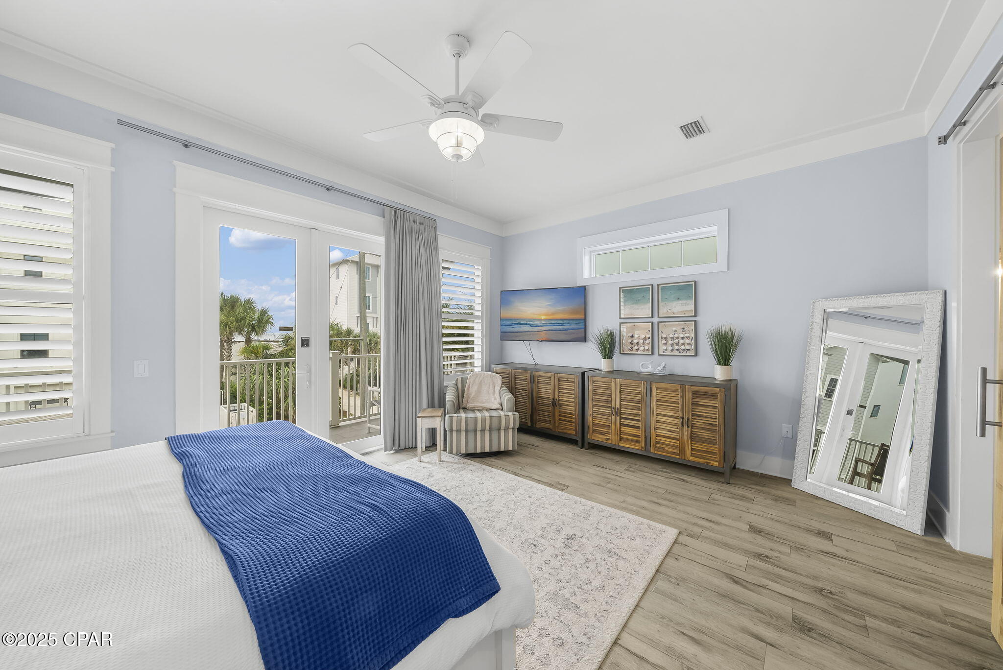 Listing photo id 22 for 93 Emerald Cove Lane