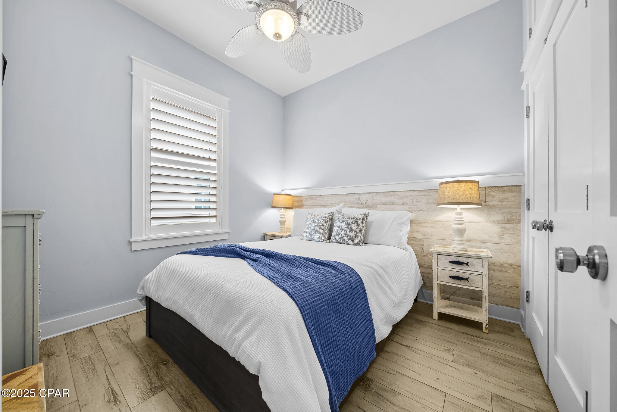 Listing photo id 34 for 93 Emerald Cove Lane