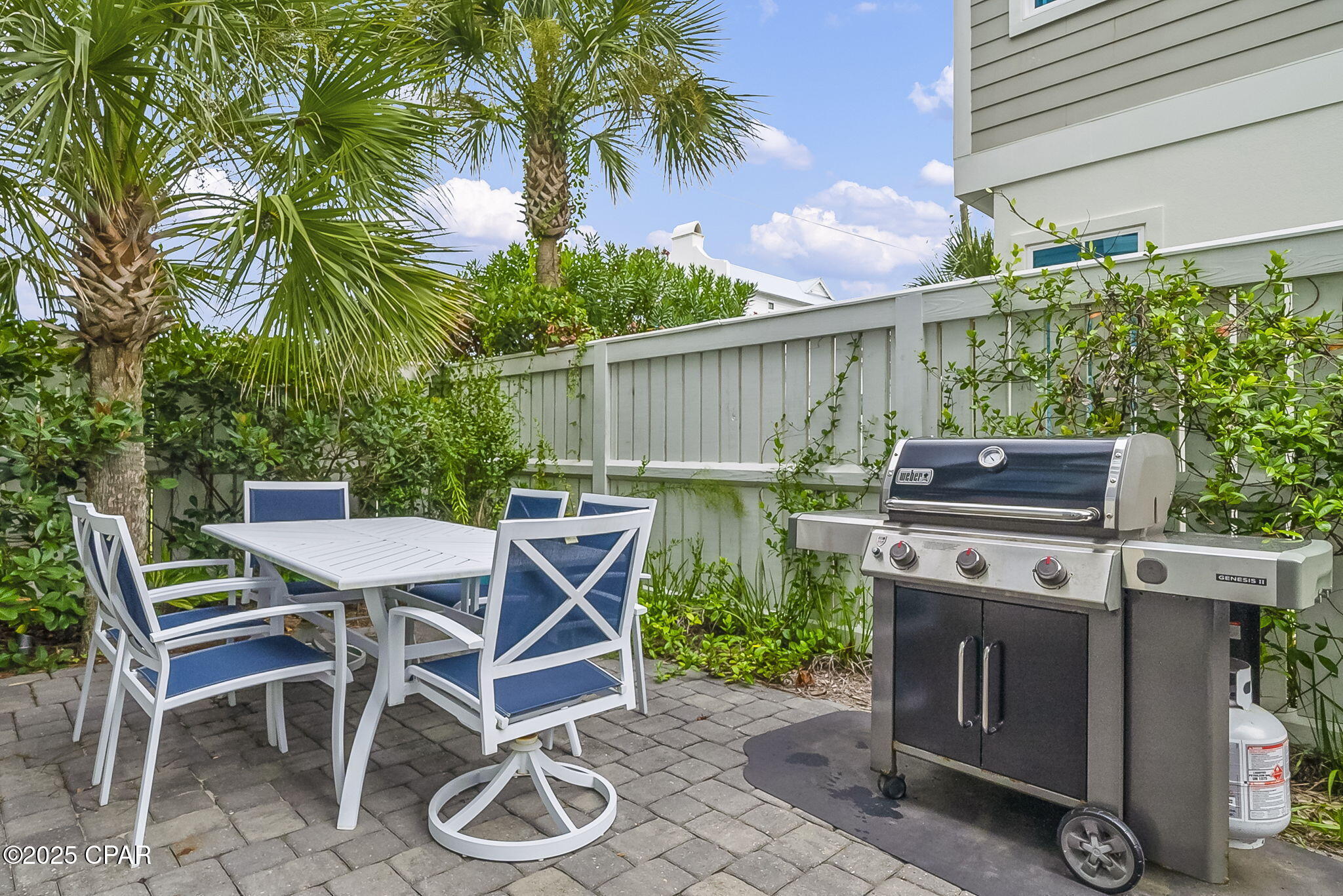 Listing photo id 44 for 93 Emerald Cove Lane