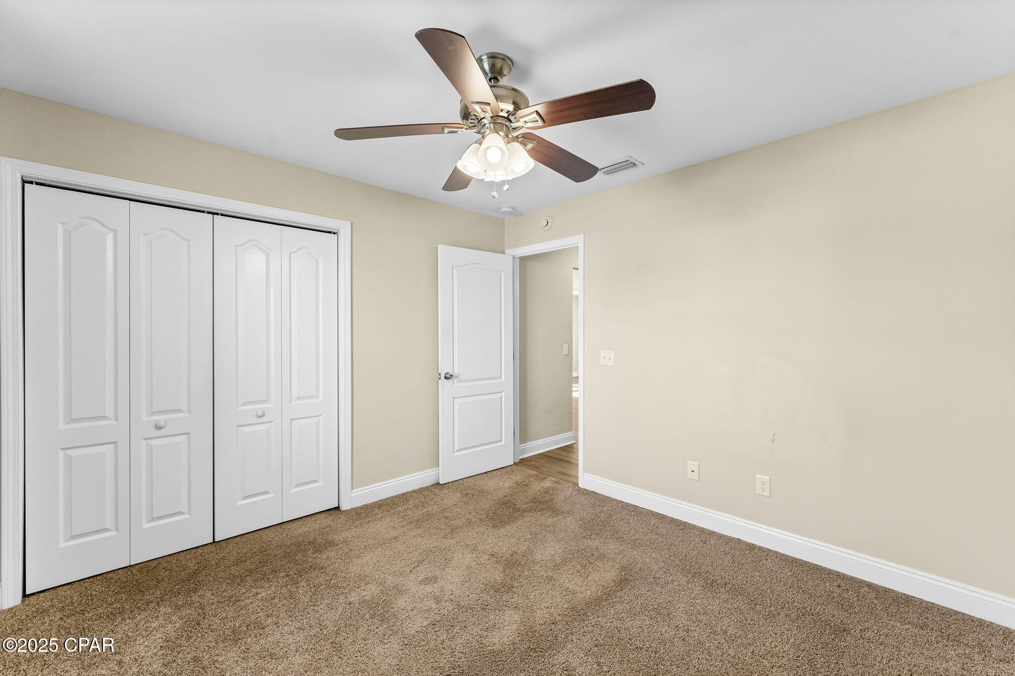 Image 11 For 601 Diamonte Circle