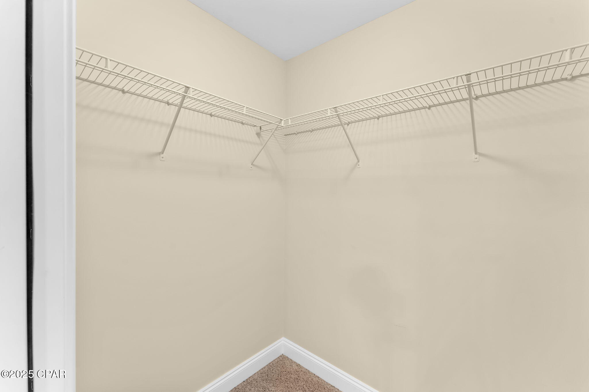 Image 18 For 601 Diamonte Circle