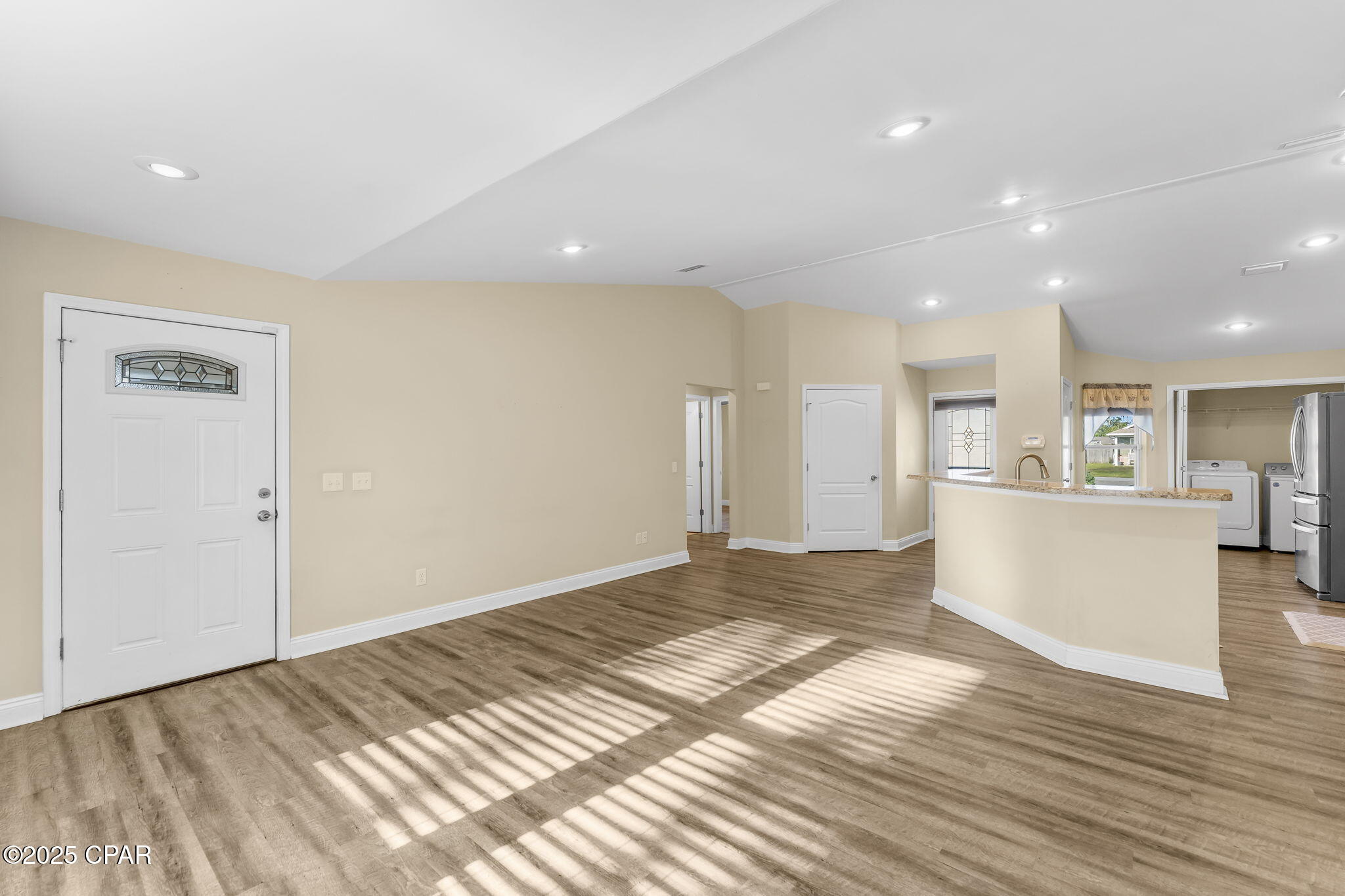 Image 23 For 601 Diamonte Circle