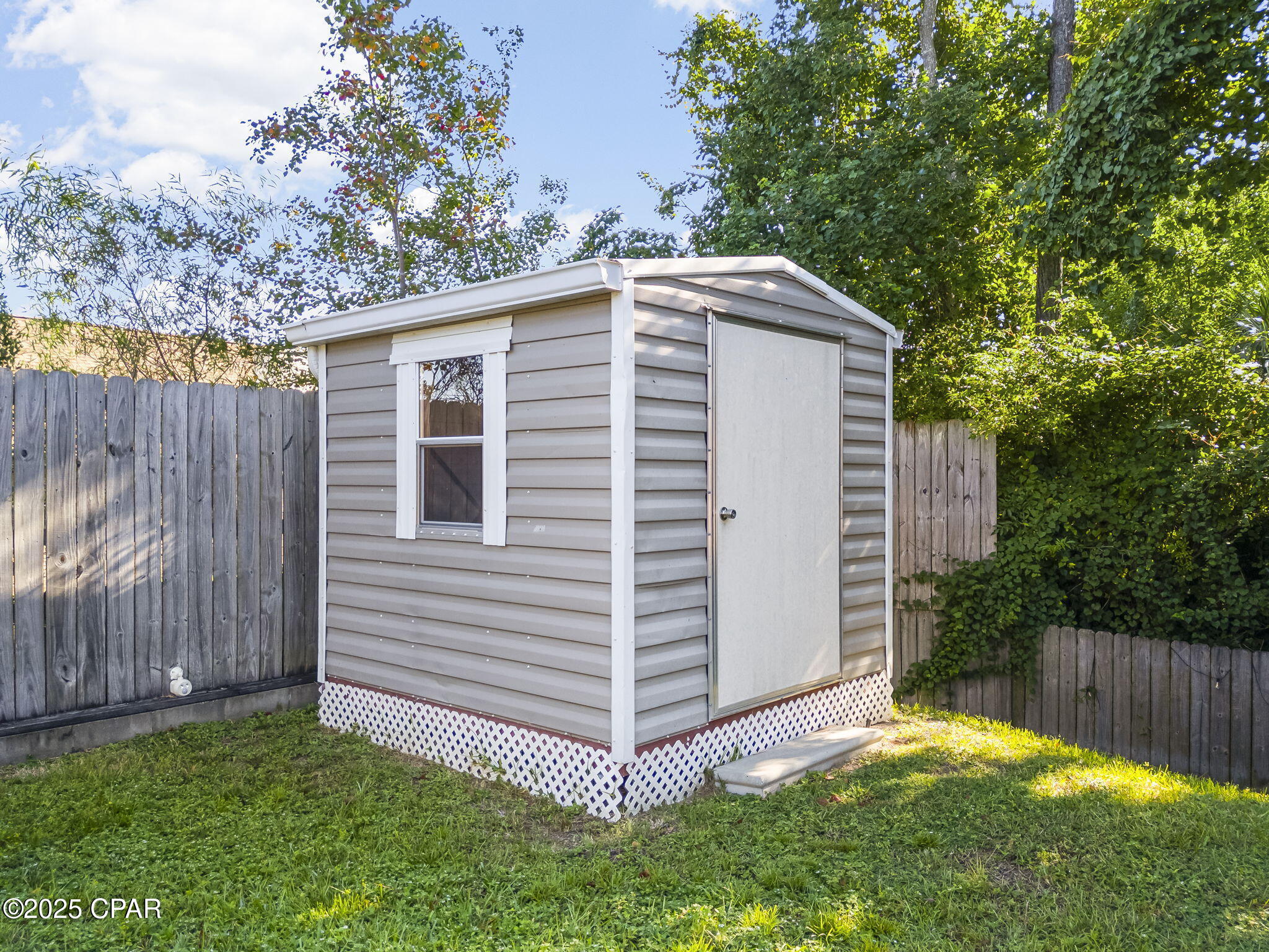 Image 36 For 601 Diamonte Circle