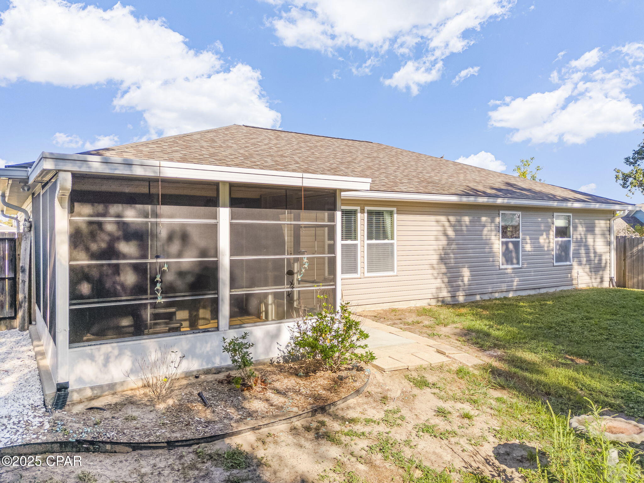 Image 37 For 601 Diamonte Circle