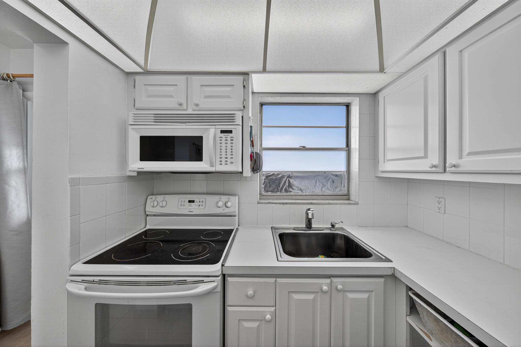 Homes for sale in Pompano Beach, FL | 251 S Golf Boulevard #287, Pompano Beach, FL 33064 | MLS# R11121419