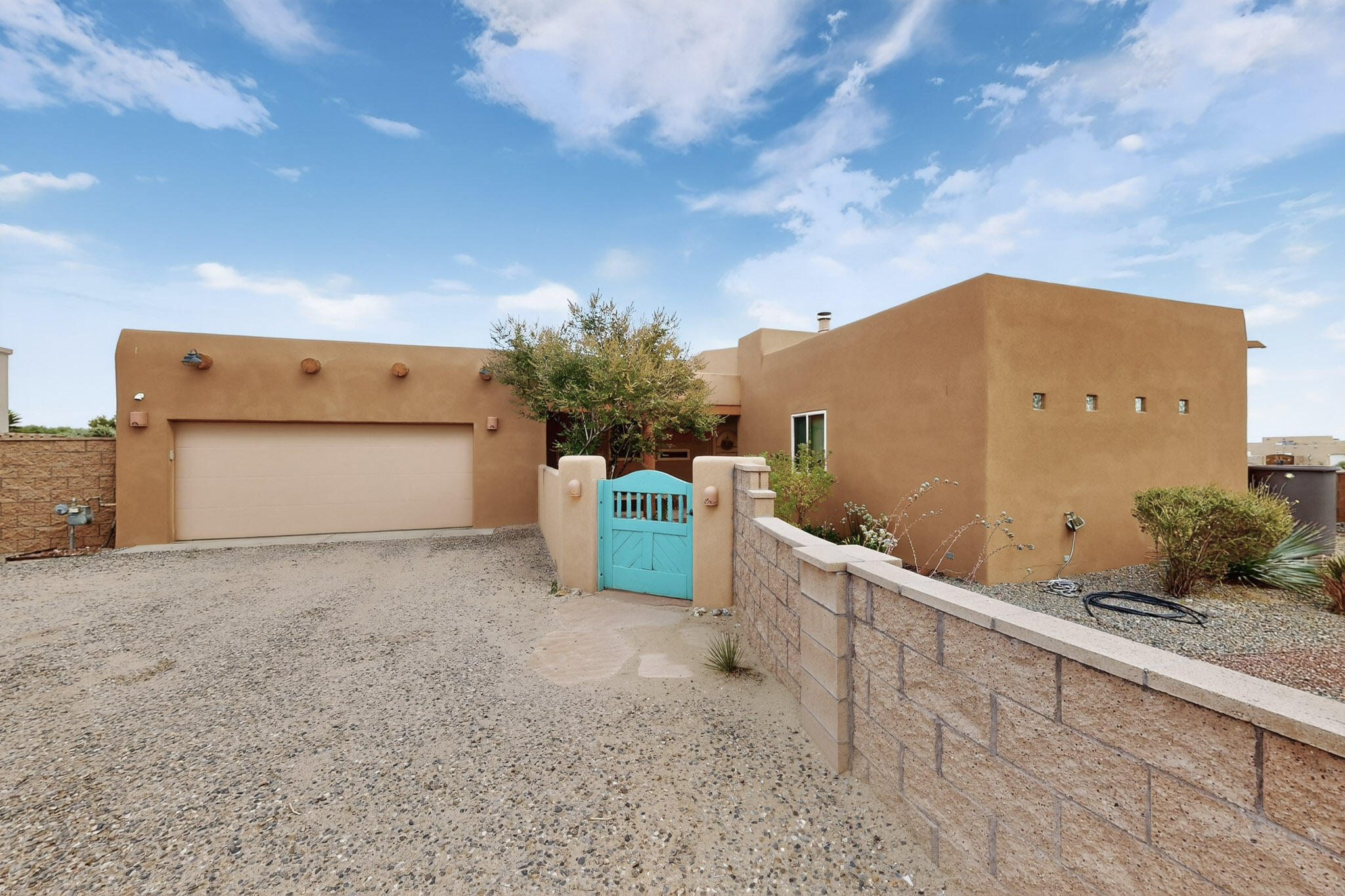 Homes for sale in Rio Rancho, NM | 1694 Nez Perce Loop Ne, Rio Rancho, NM 87144 | MLS# 1090933