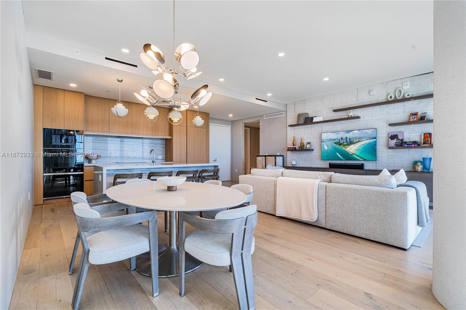 8701 Collins Ave #804, Miami Beach FL 33154