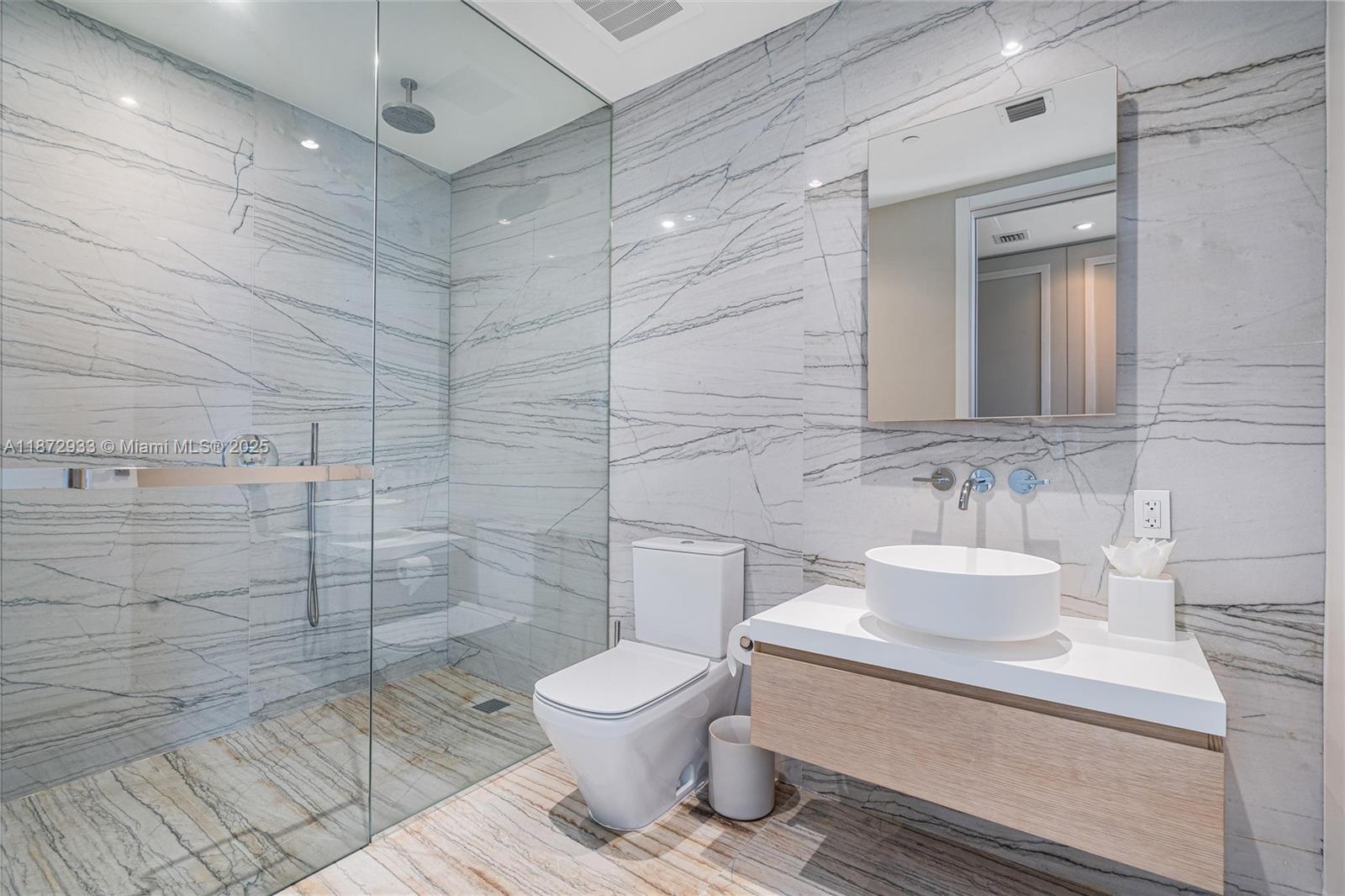 8701 Collins Ave #804, Miami Beach FL 33154