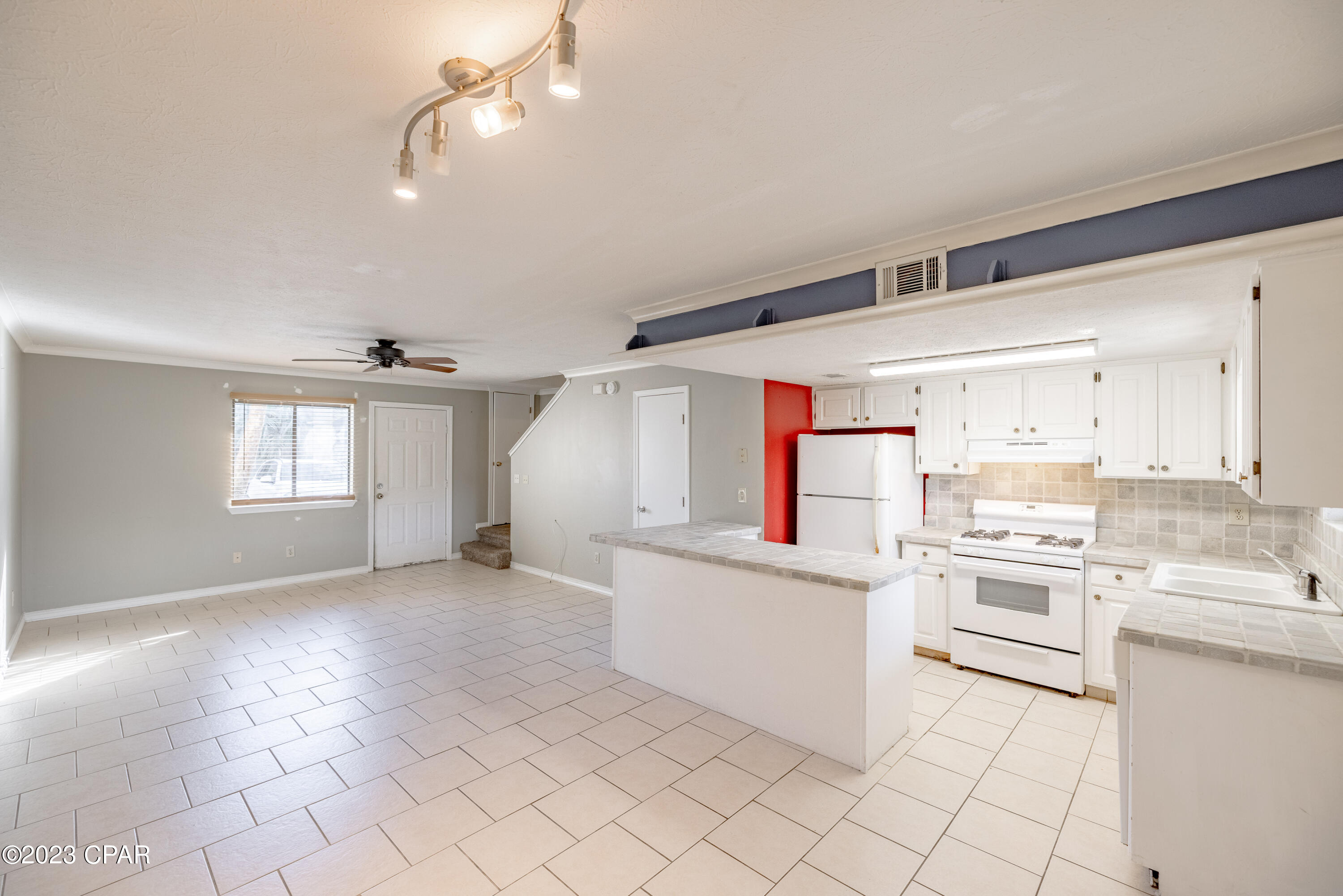 Image 19 For 191 White Sandy Drive