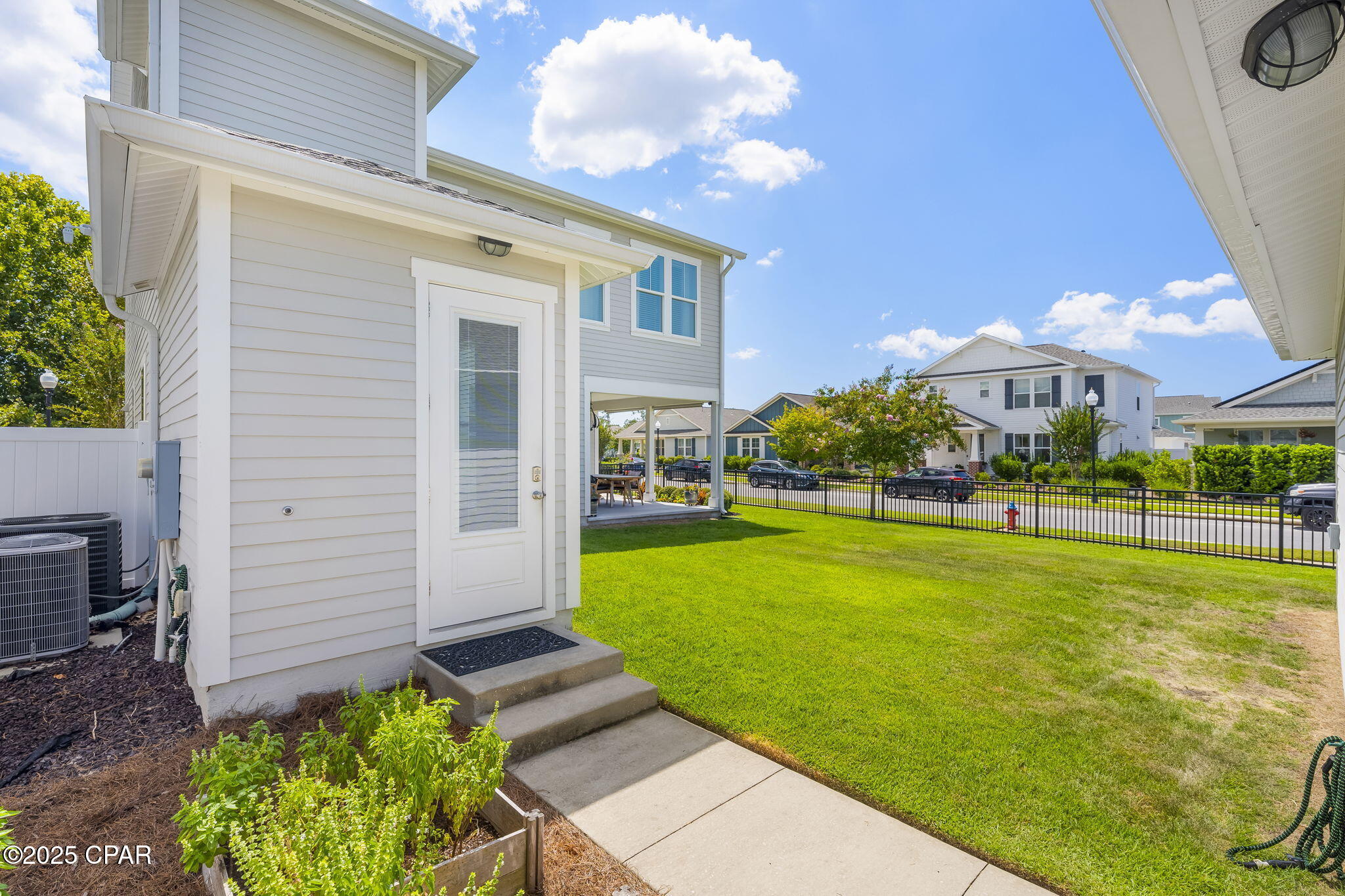 Image 40 For 1616 Plover Street