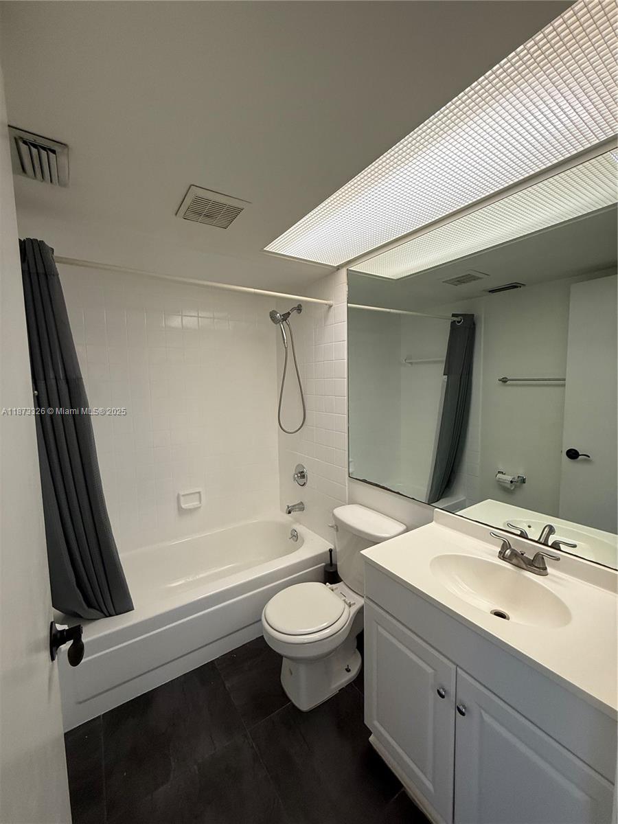 2503 SE 19th Pl 102-A