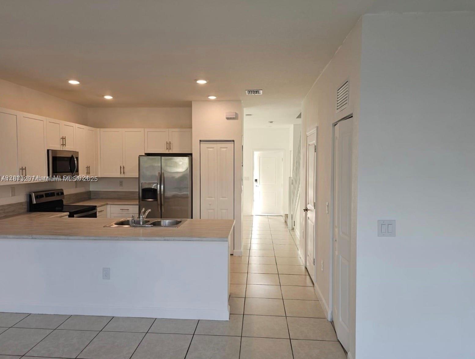 Via Ventura Neighborhood