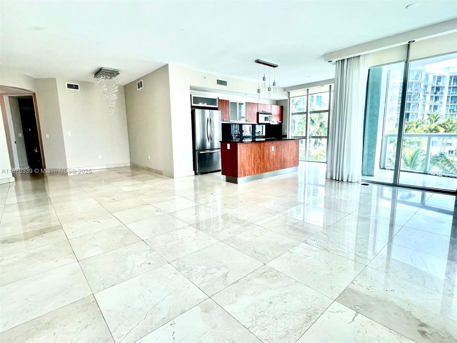 Apartamento en Alquiler en Aventura, FL