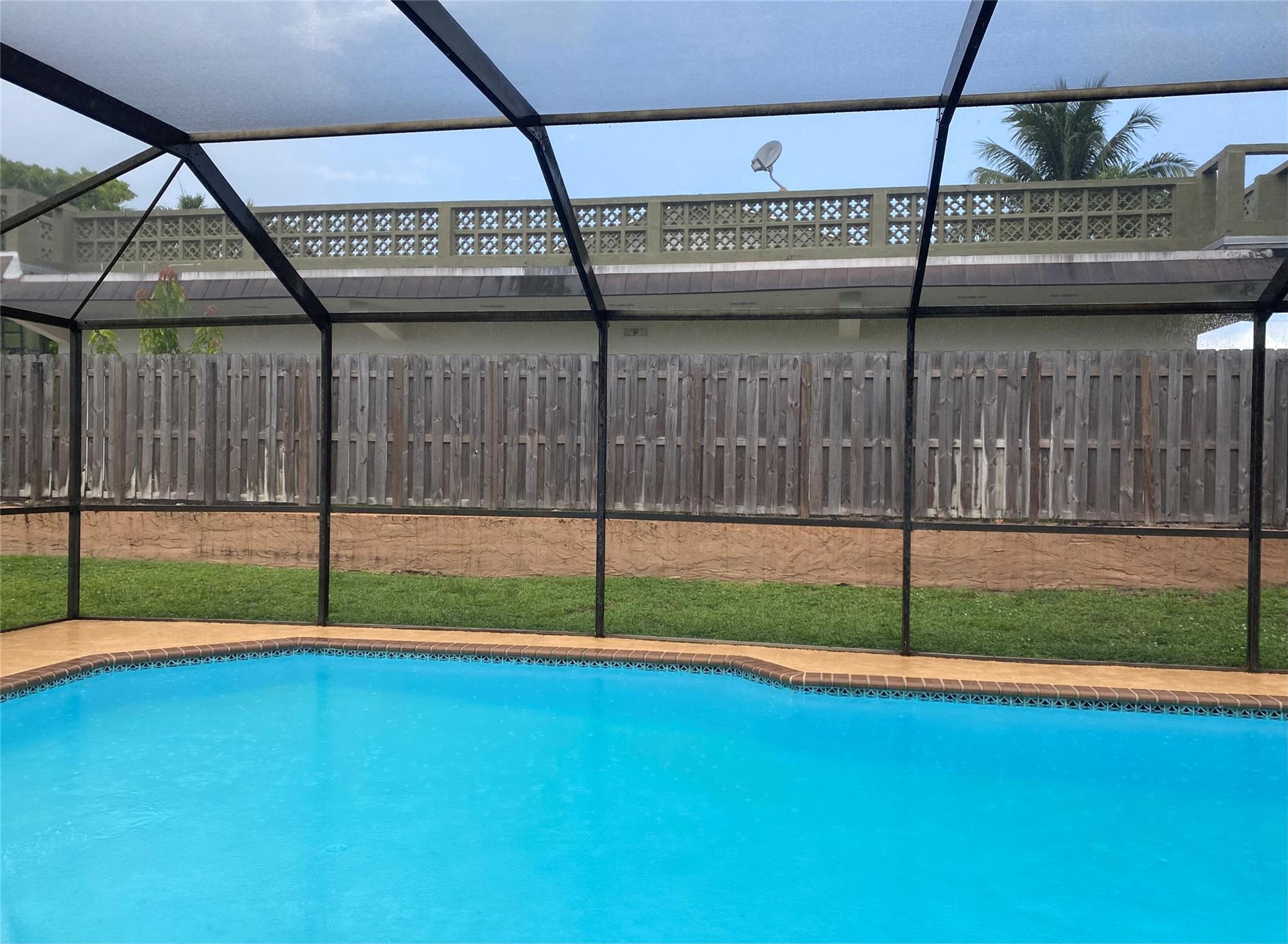 Homes for sale in Cooper City, FL | 5015 Sw 105th Ave, Cooper City, FL 33328 | MLS# F10525184