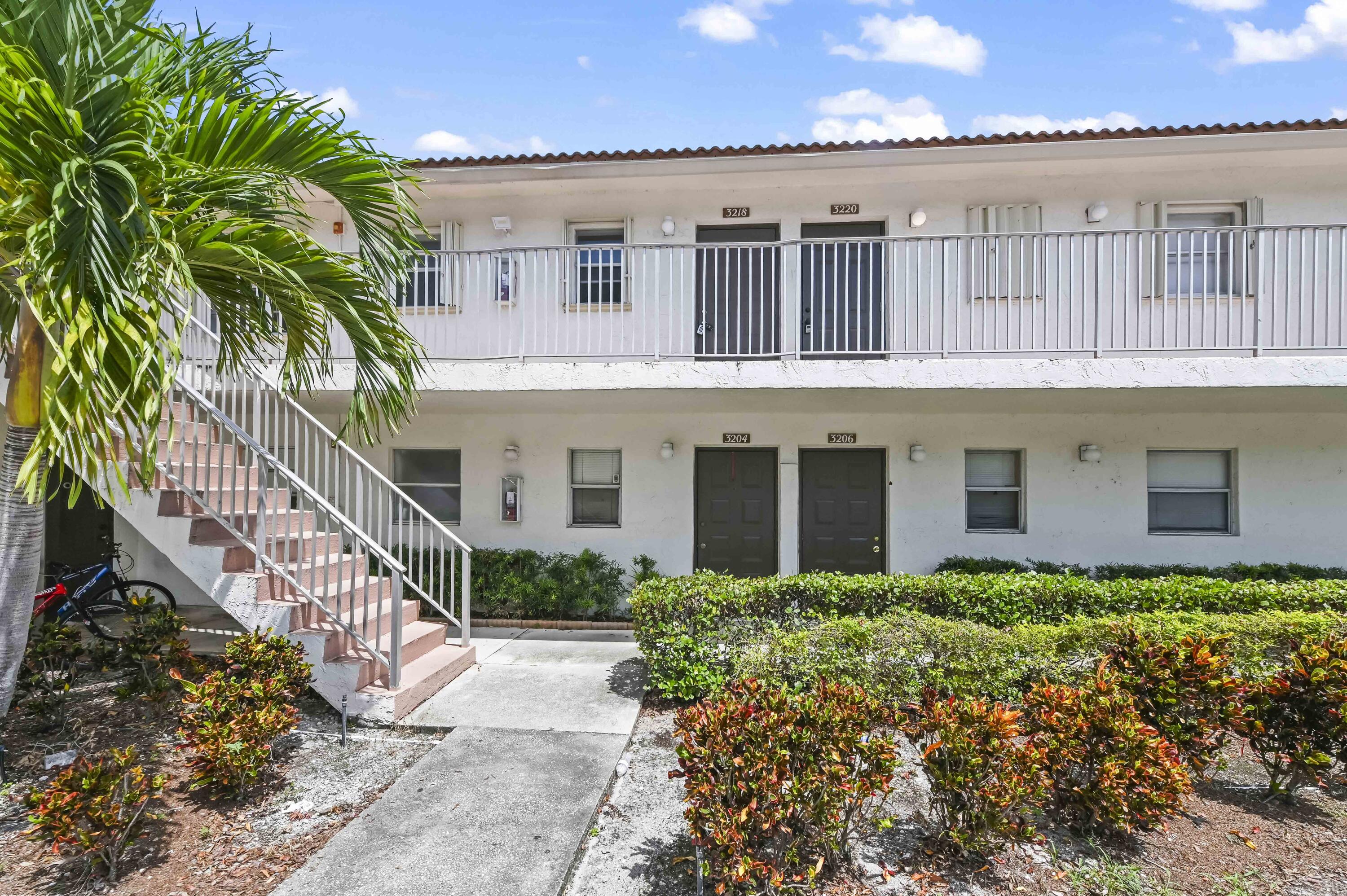 Victoria Square Condo