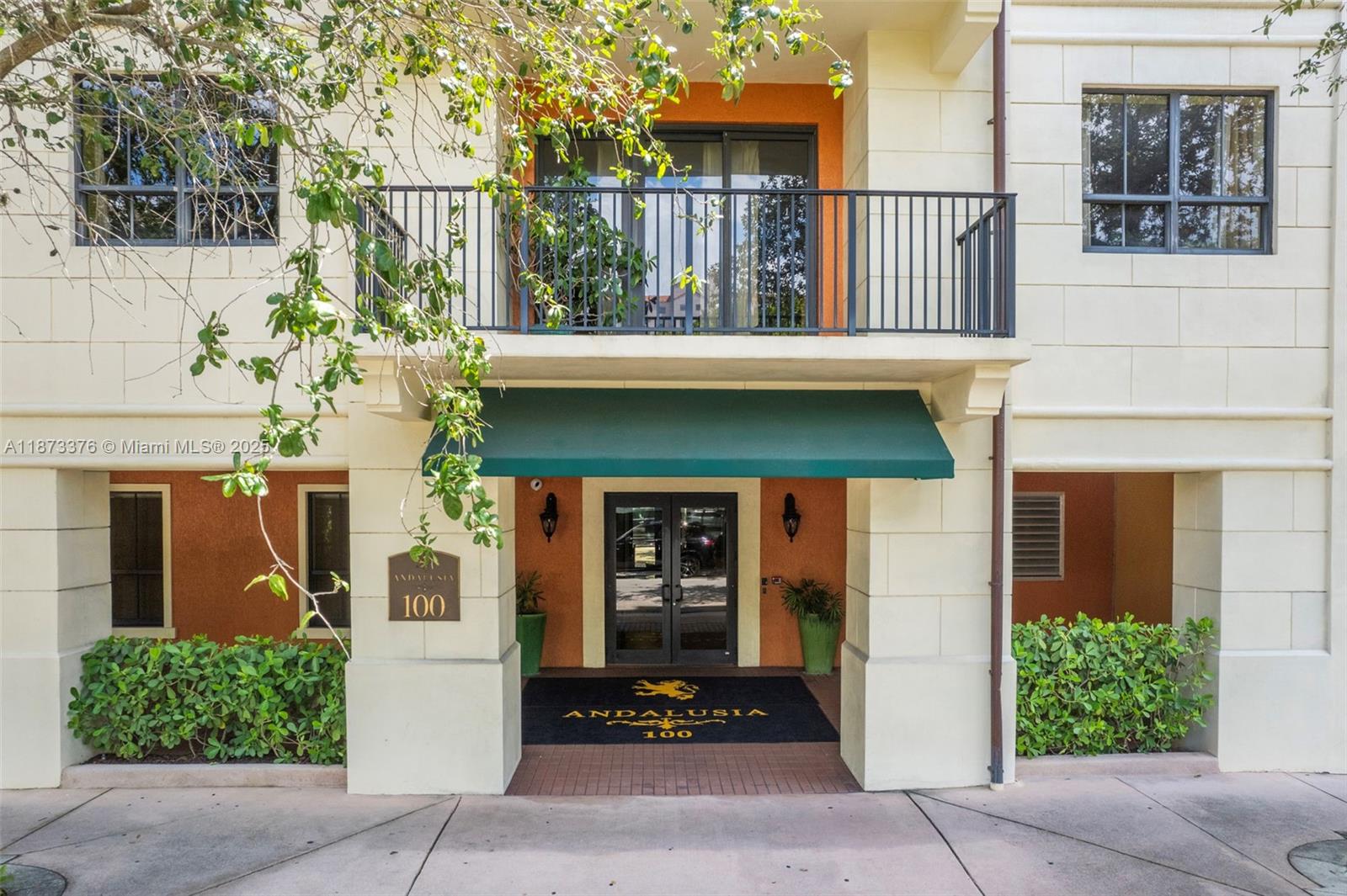 100 Andalusia Ave #702, Coral Gables FL 33134