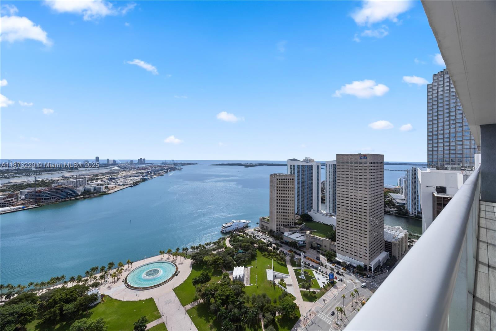 Condo for Rent in Miami, FL