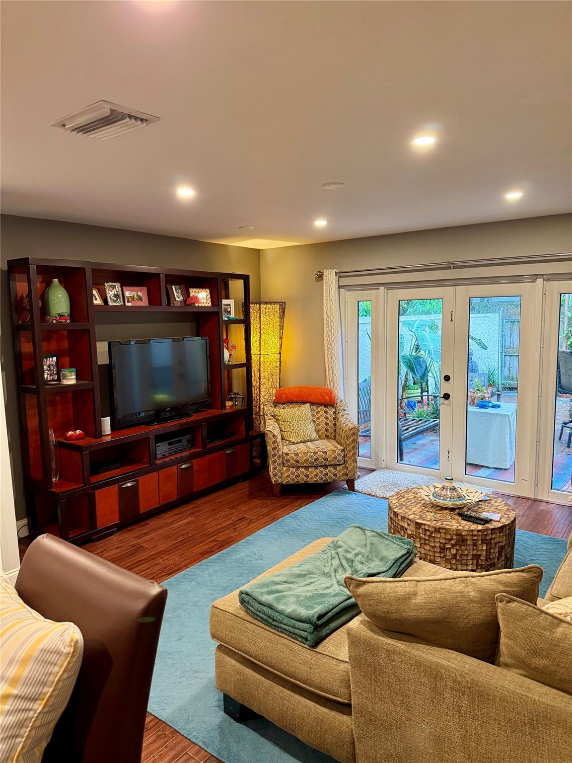 Homes for sale in Oakland Park, FL | 3084 S Oakland Forest Dr #1403, Oakland Park, FL 33309 | MLS# F10524994