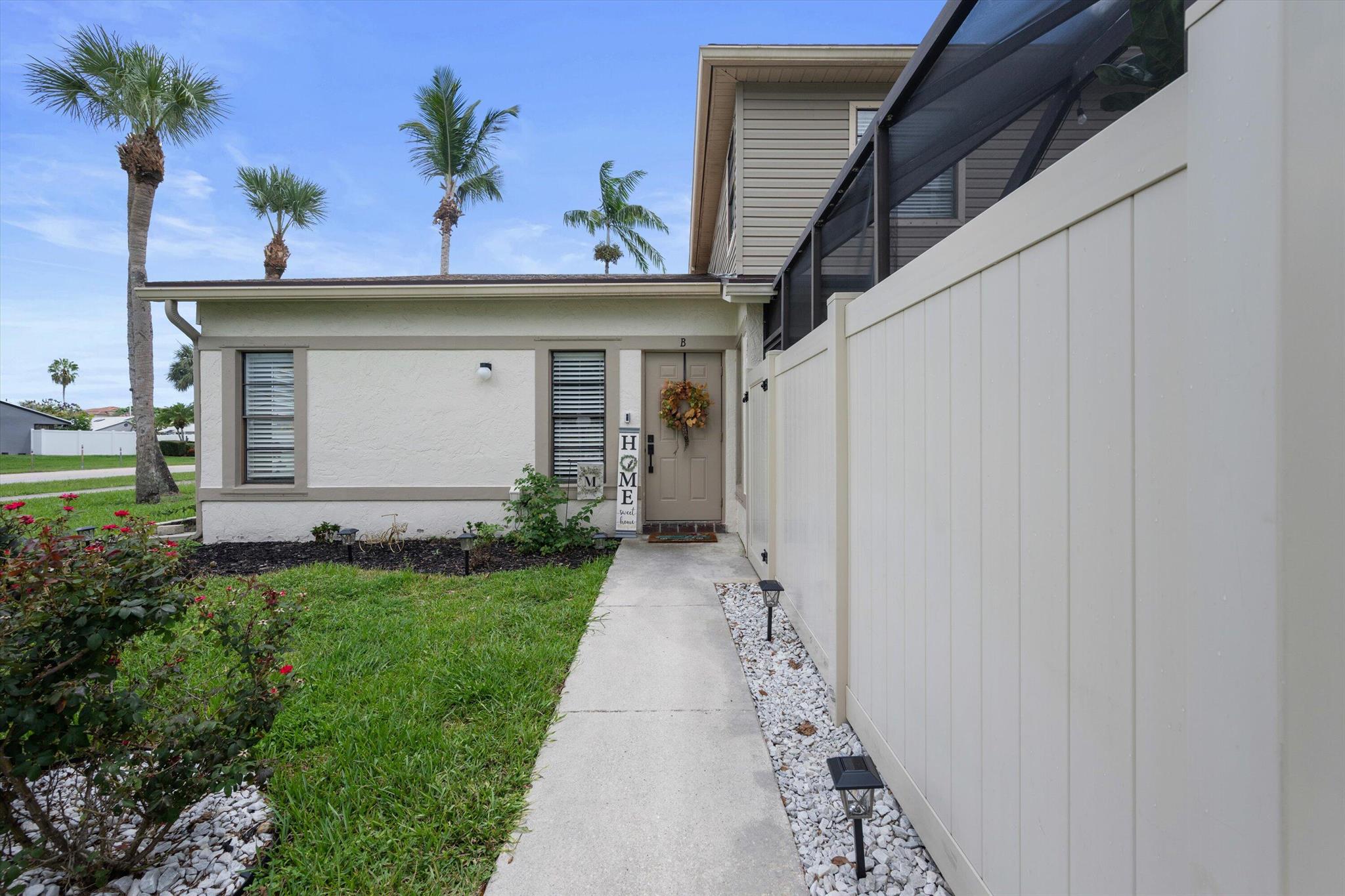 Homes for sale in West Palm Beach, FL | 4475 Willow Pond Road #B, West Palm Beach, FL 33417 | MLS# R11121555