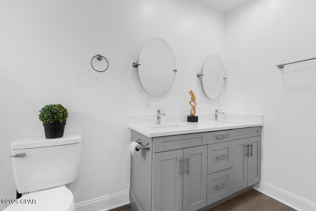 Image 23 For 718 Joan Lane