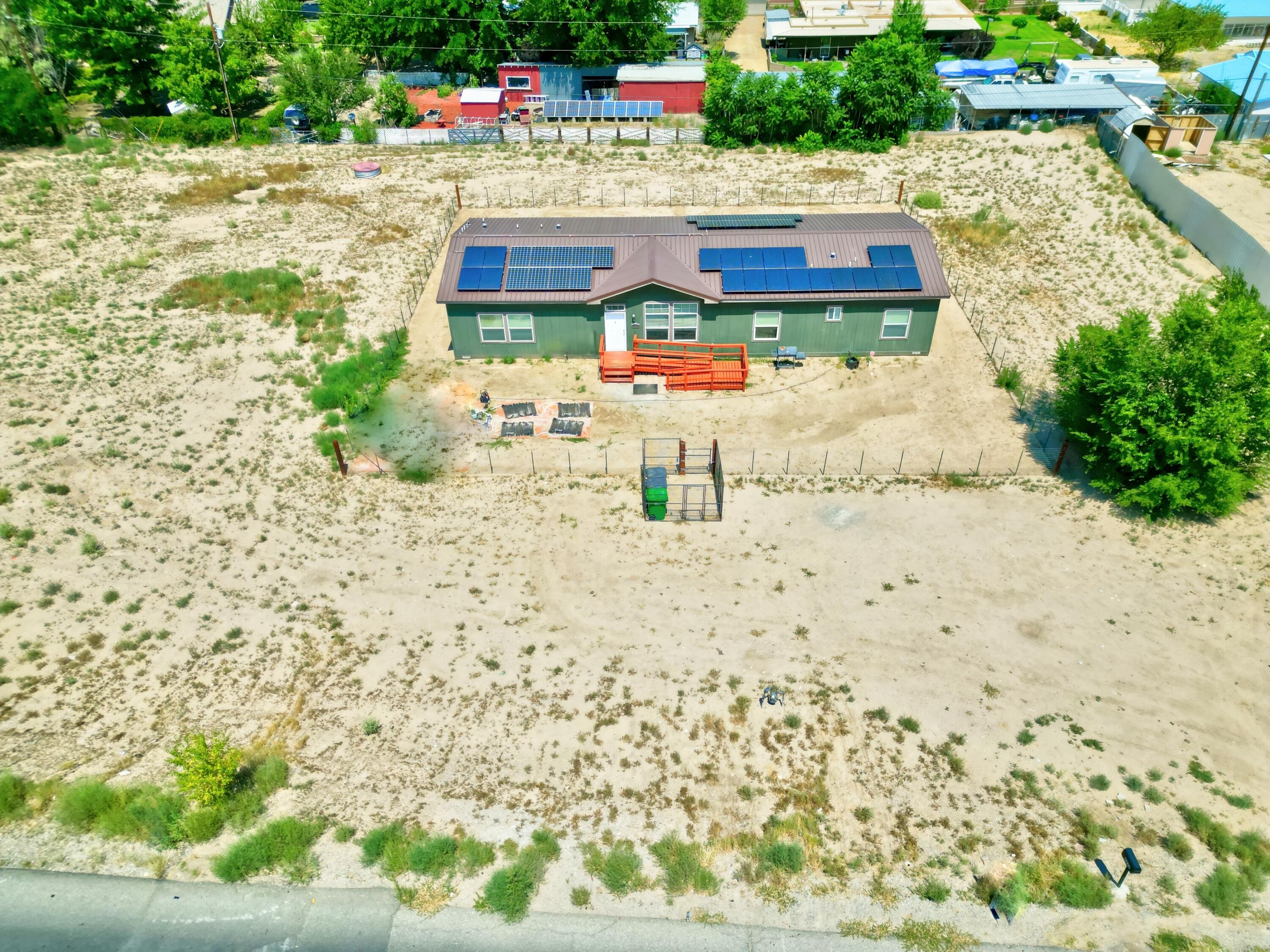 Homes for sale in Albuquerque, NM | 2933 Maplewood Dr Sw, Albuquerque, NM 87121 | MLS# 1090960