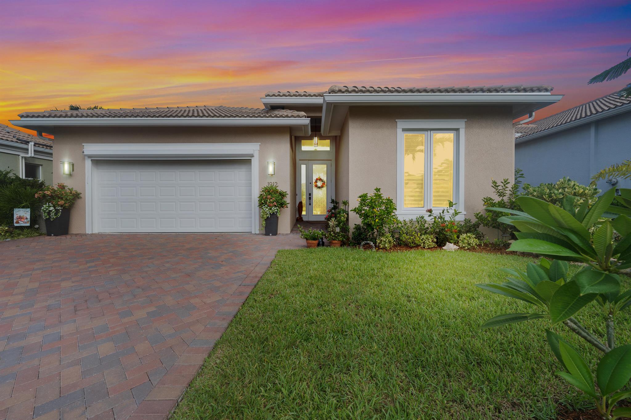 Homes for sale in Hutchinson Island, FL | 1912 Lynx Dr, Hutchinson Island, FL 34949 | MLS# R11121600