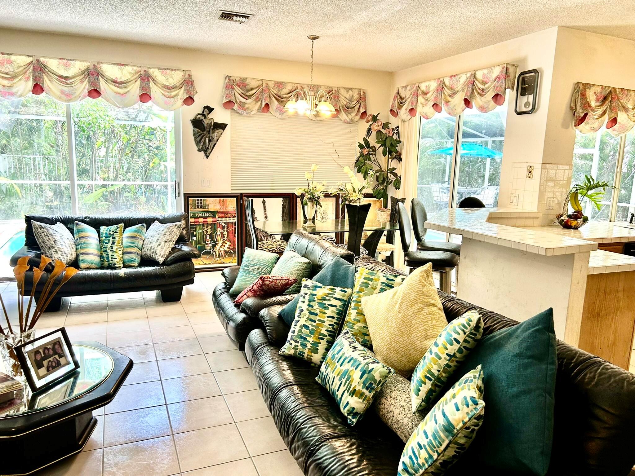 Homes for sale in Cooper City, FL | 11011 Minneapolis Dr, Cooper City, FL 33026 | MLS# R11121619