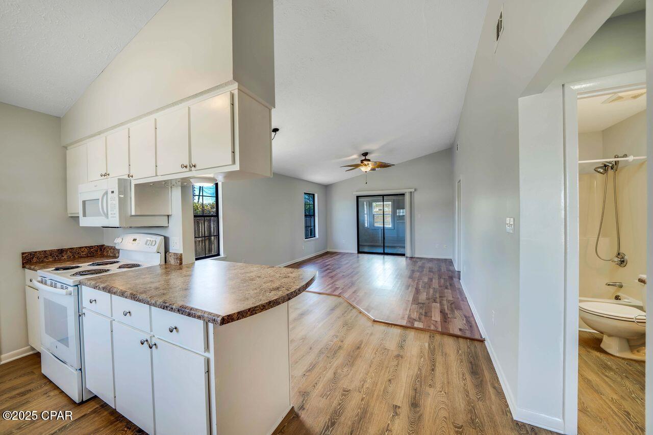 Image 23 For 2910 Treasure Circle A & B