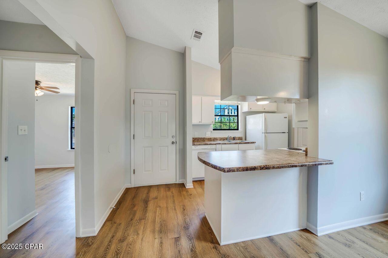 Image 31 For 2910 Treasure Circle A & B