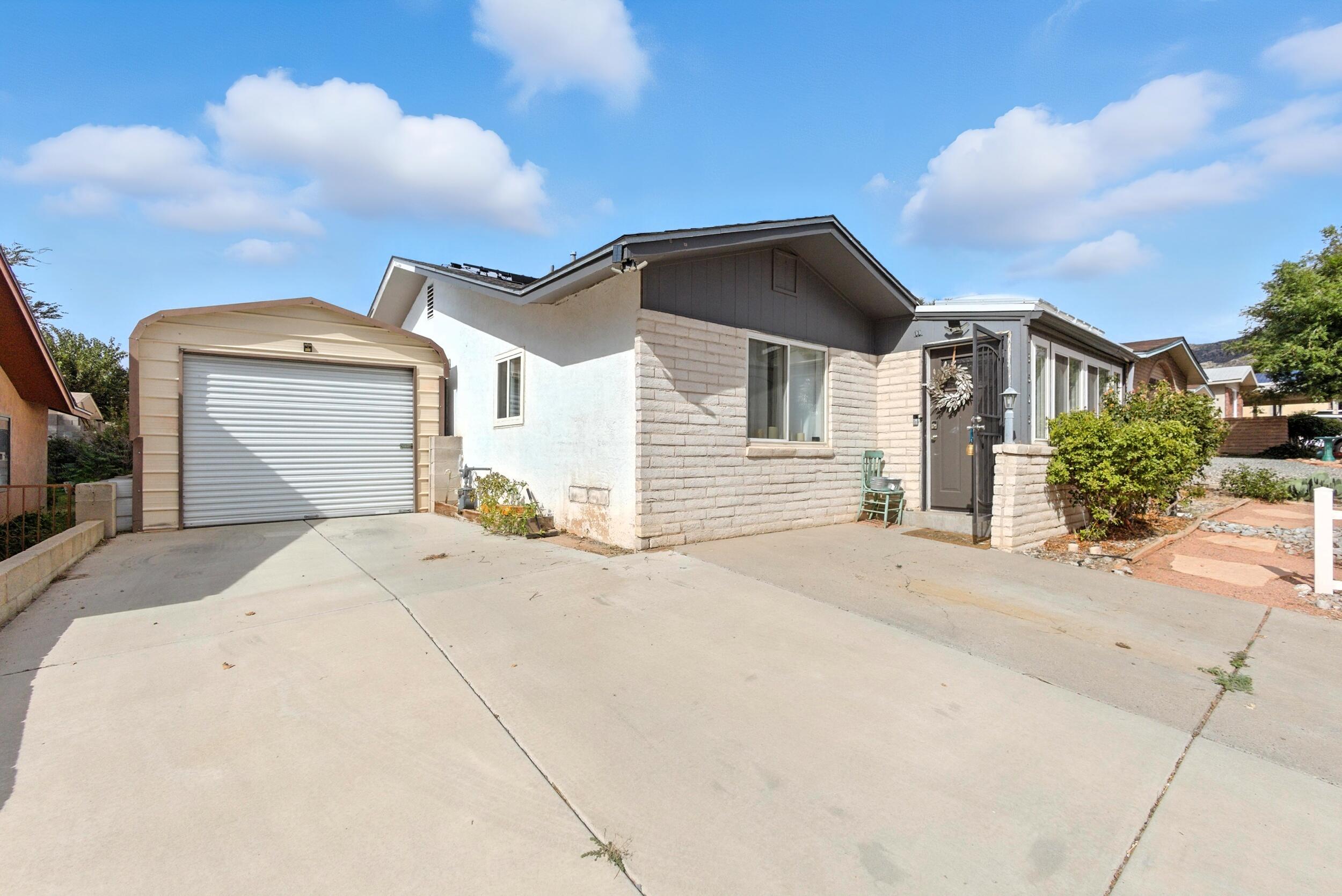 Homes for sale in Albuquerque, NM | 13505 Pierce Arrow Rd Ne, Albuquerque, NM 87112 | MLS# 1090972