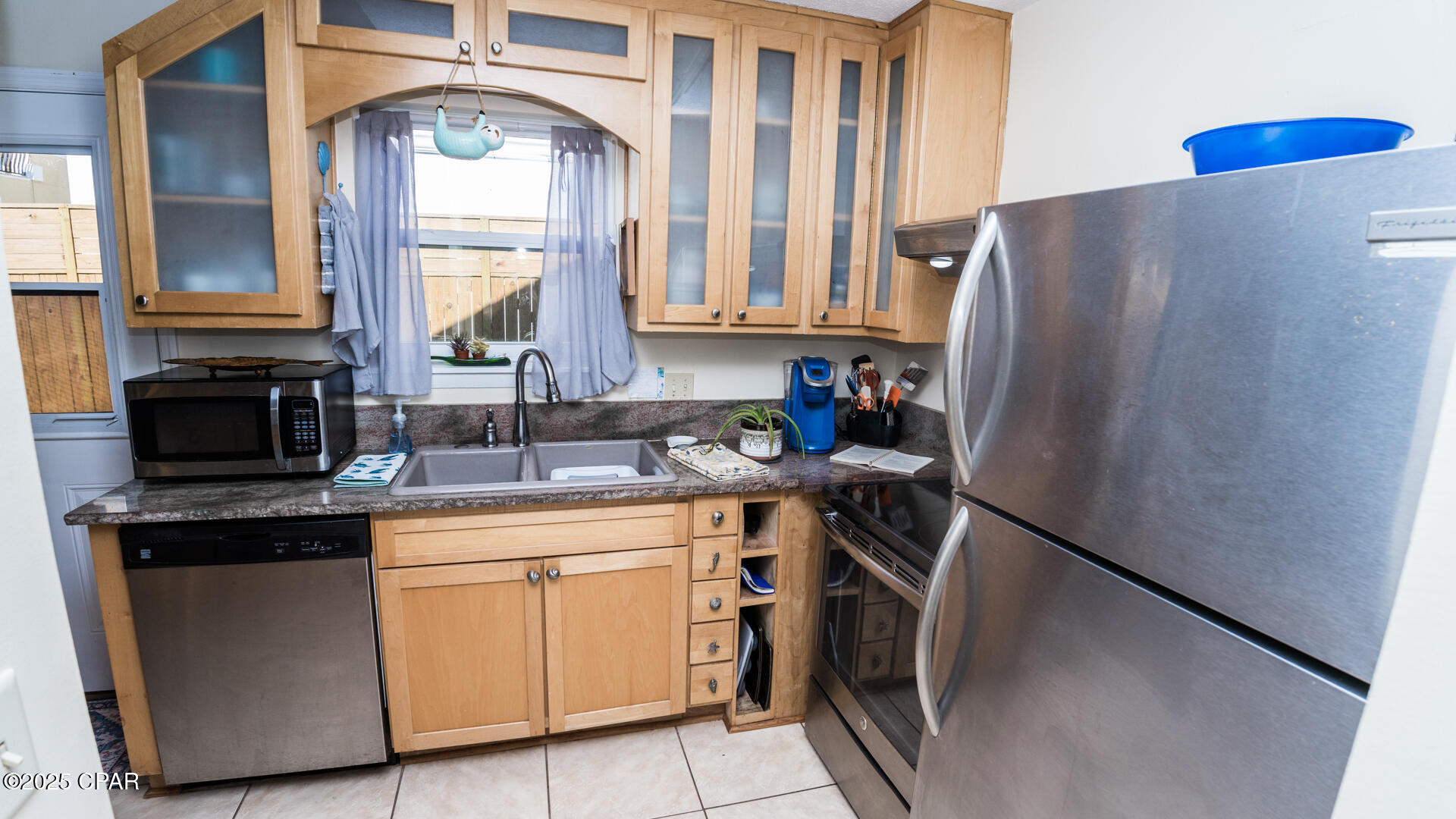 Image 12 For 21525 Hilltop Avenue