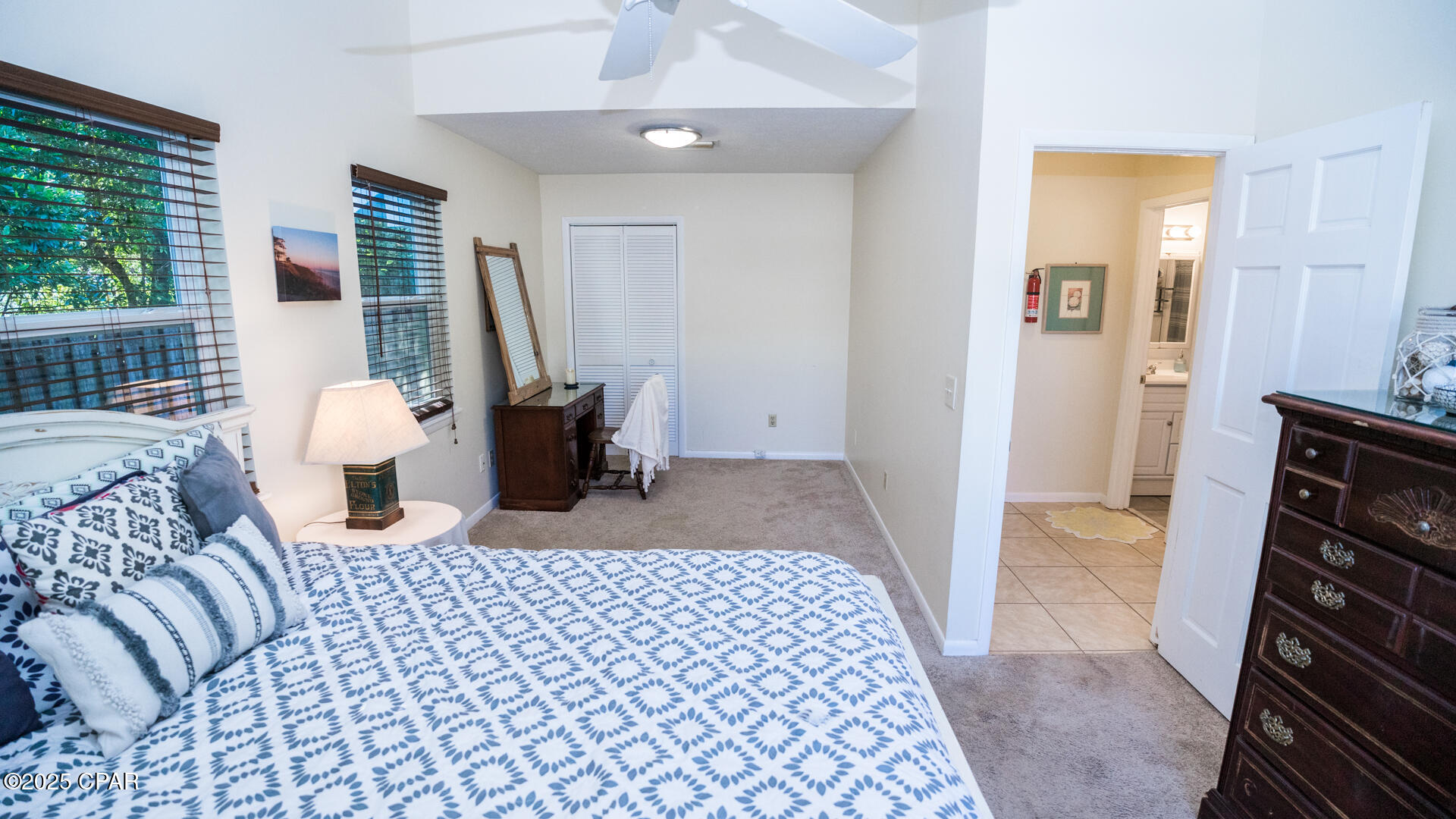 Image 21 For 21525 Hilltop Avenue