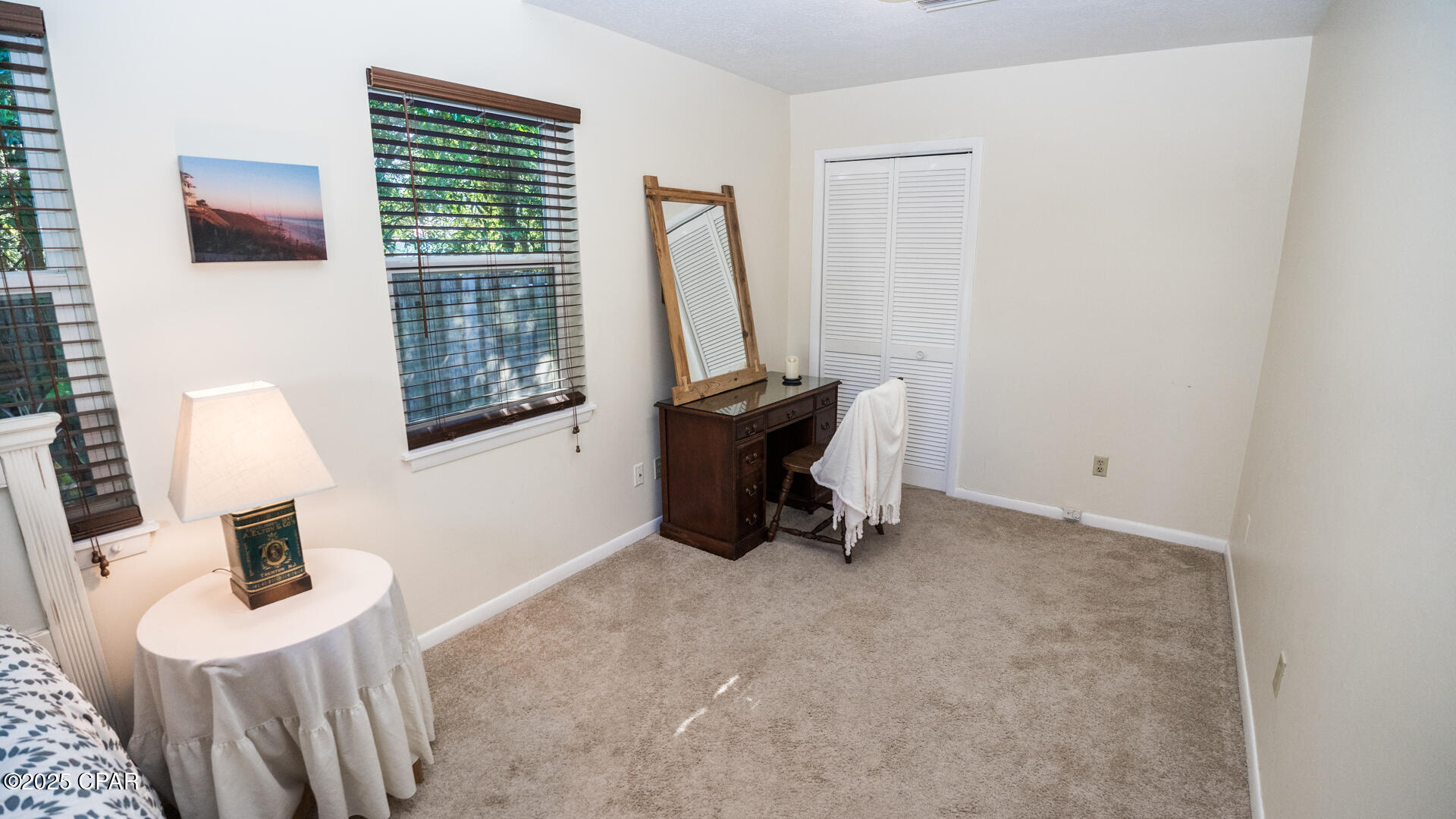 Image 26 For 21525 Hilltop Avenue