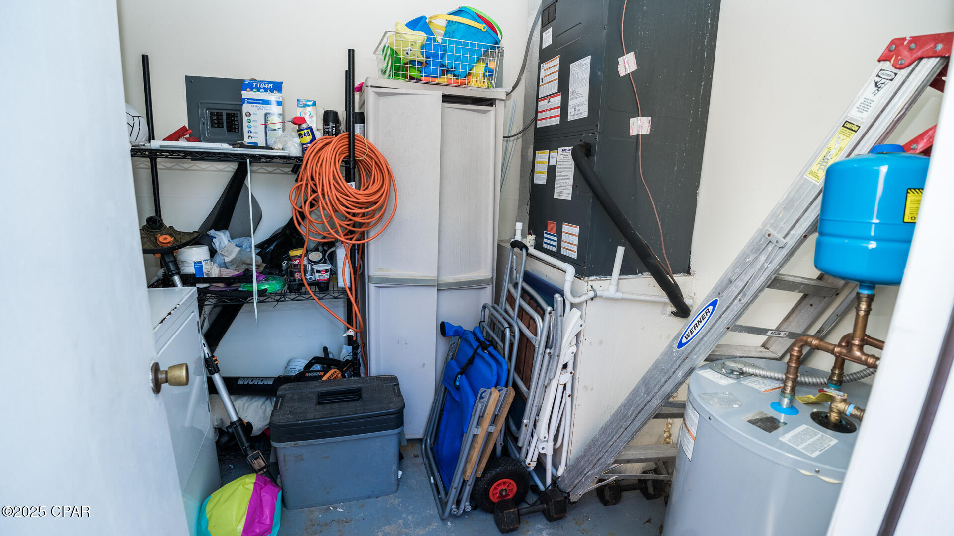 Image 28 For 21525 Hilltop Avenue