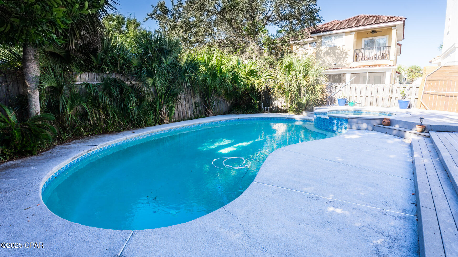 Image 32 For 21525 Hilltop Avenue