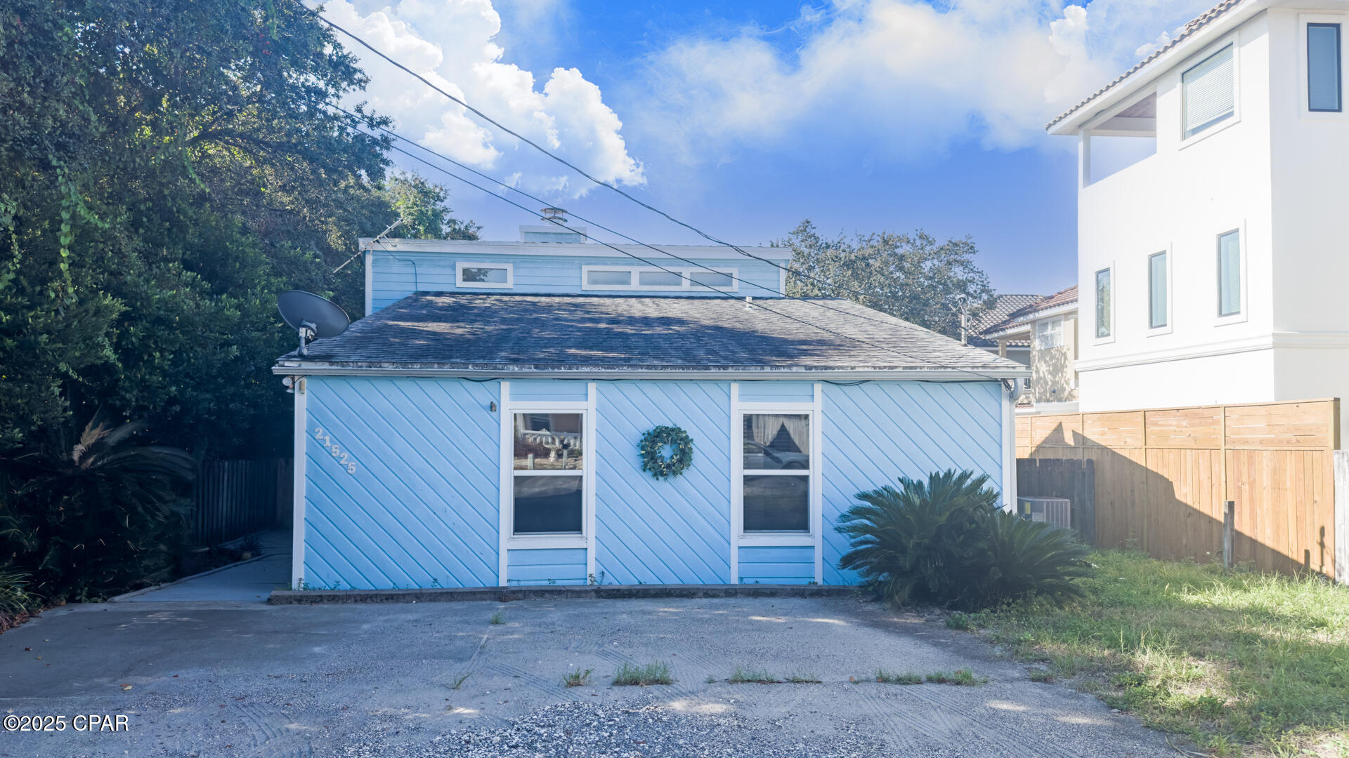 Image 37 For 21525 Hilltop Avenue