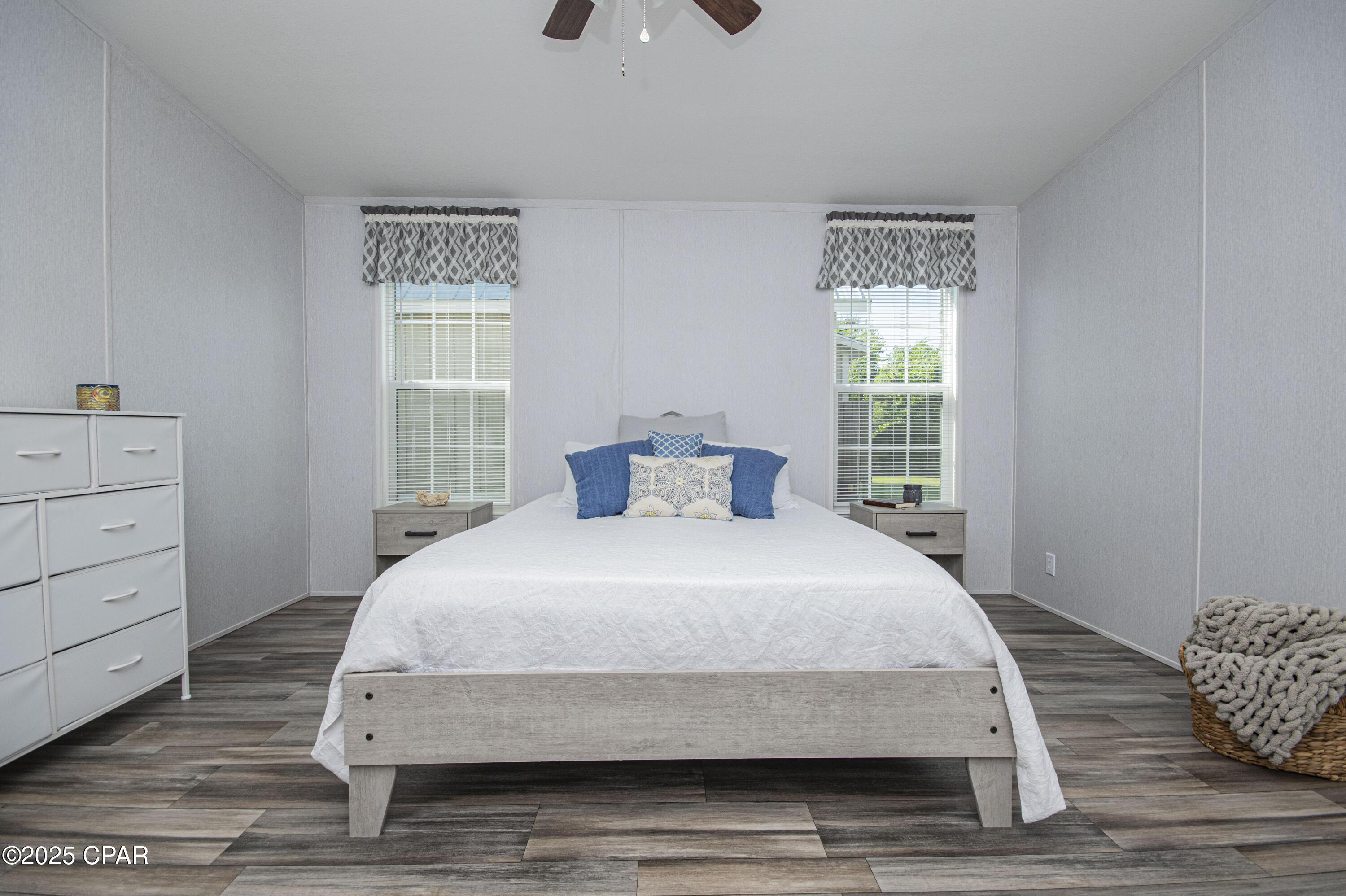 Image 21 For 9424 Cockles Avenue