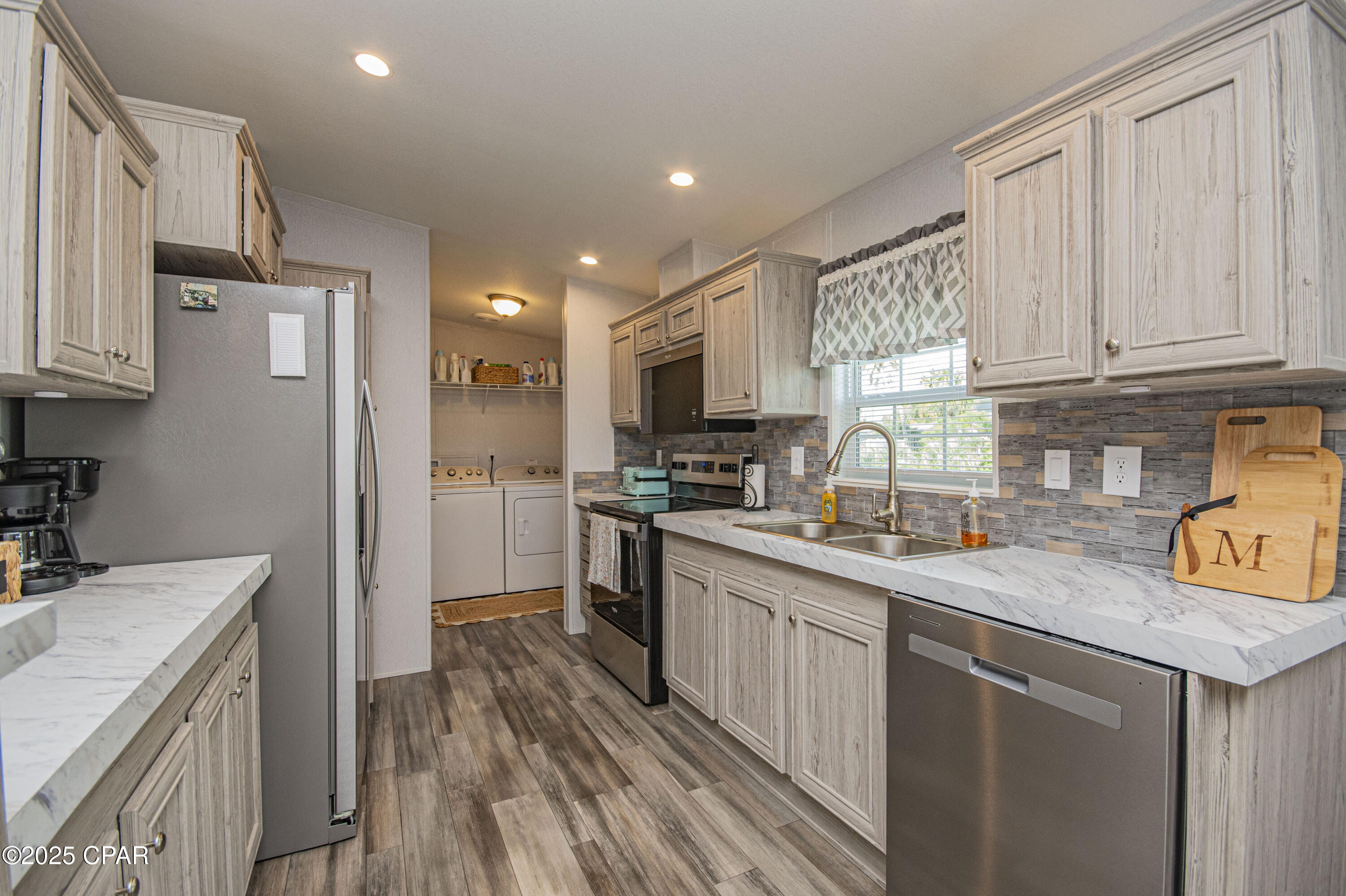 Image 29 For 9424 Cockles Avenue