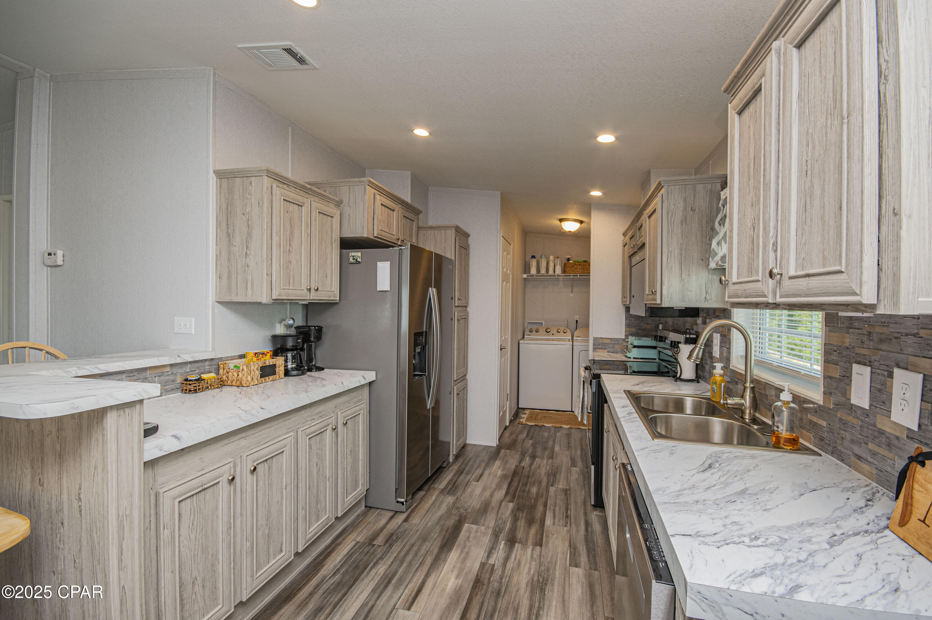 Image 30 For 9424 Cockles Avenue