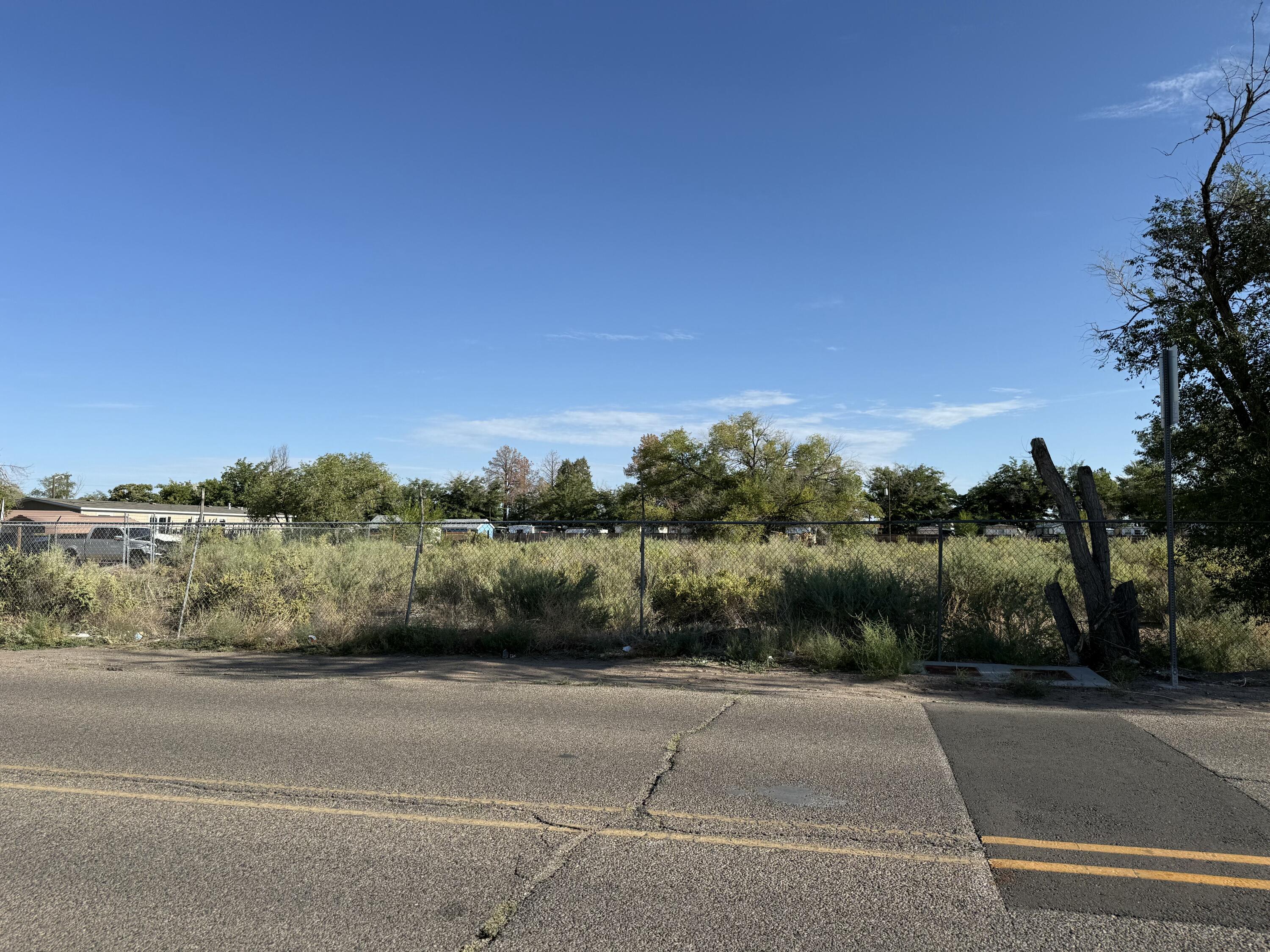 Homes for sale in Albuquerque, NM | 2031 Sanford Ave Sw, Albuquerque, NM 87105 | MLS# 1090986