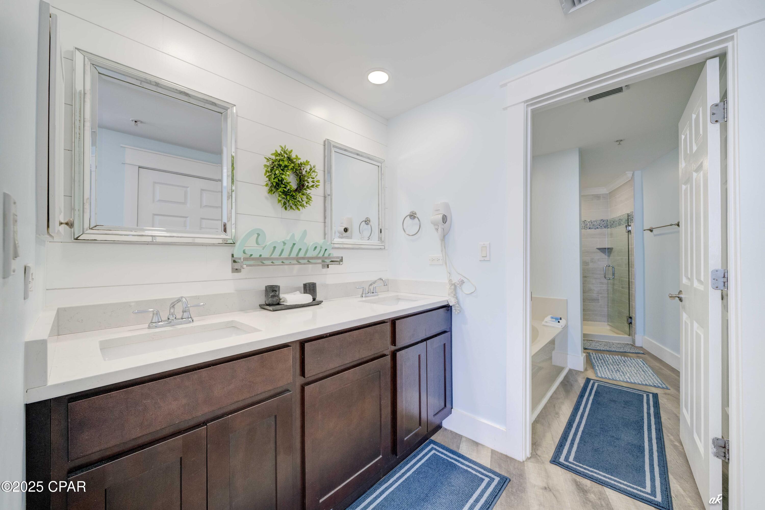 Image 15 For 9450 Thomas Drive 209c