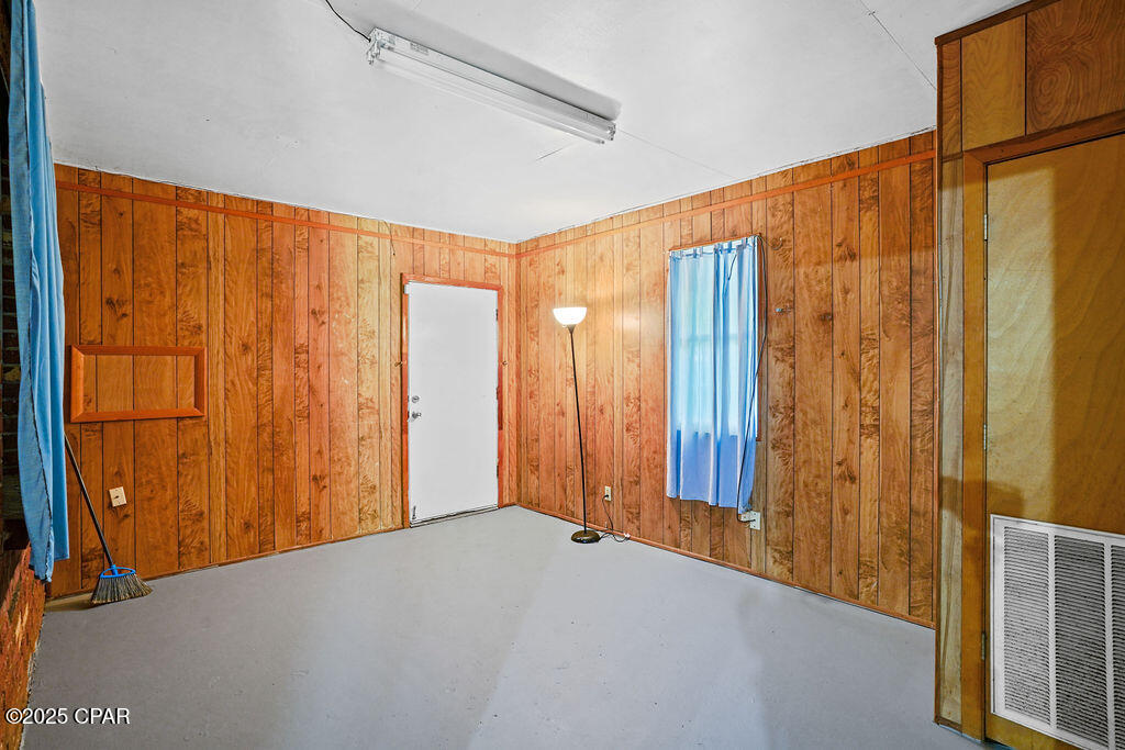 31st image of 500 N 2nd St, Chipley, FL 32428 | MLS# 778678