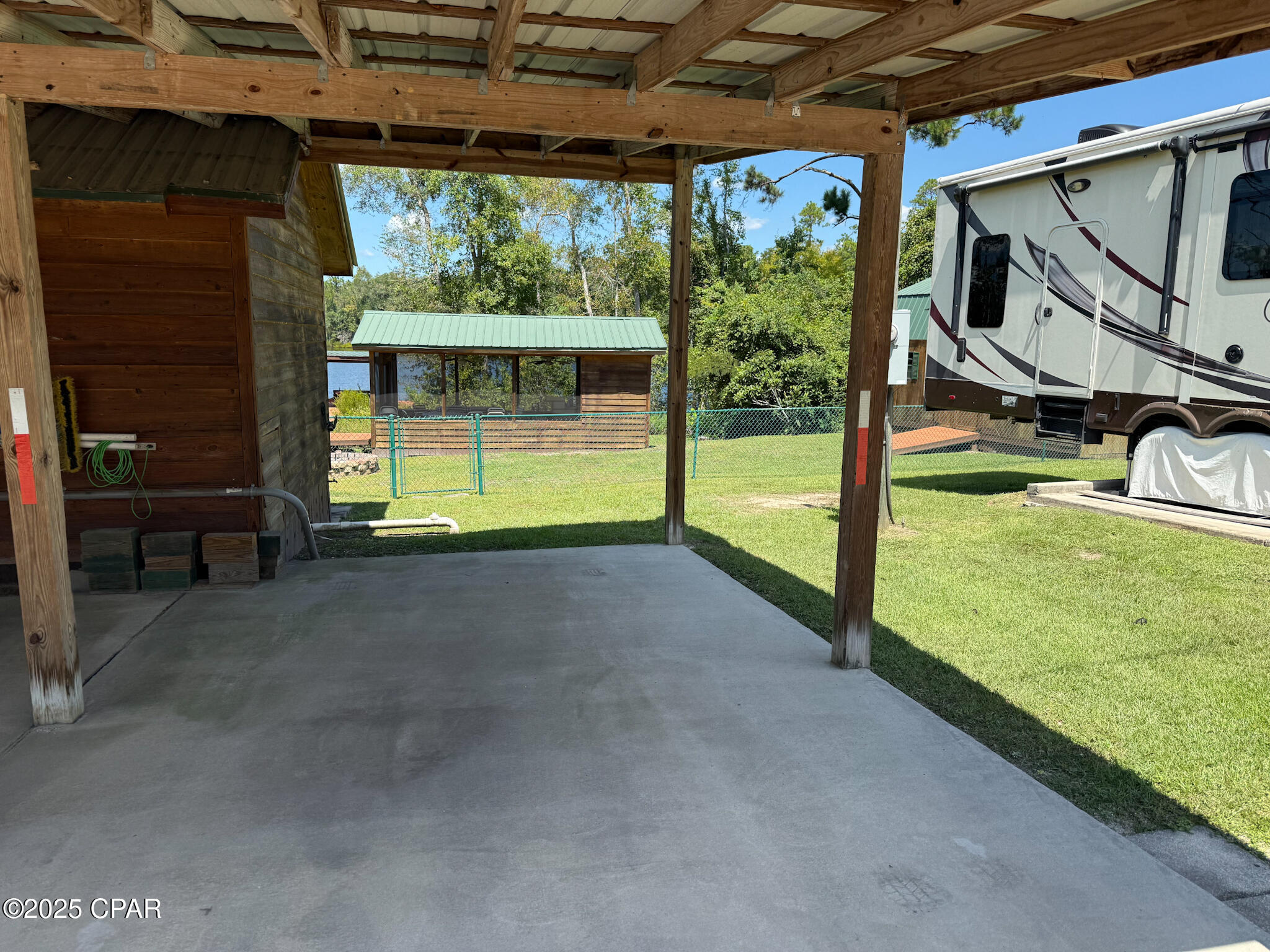 Homes for sale in Alford, FL | 2678 Linda Ln, Alford, FL 32420 | MLS# 778679